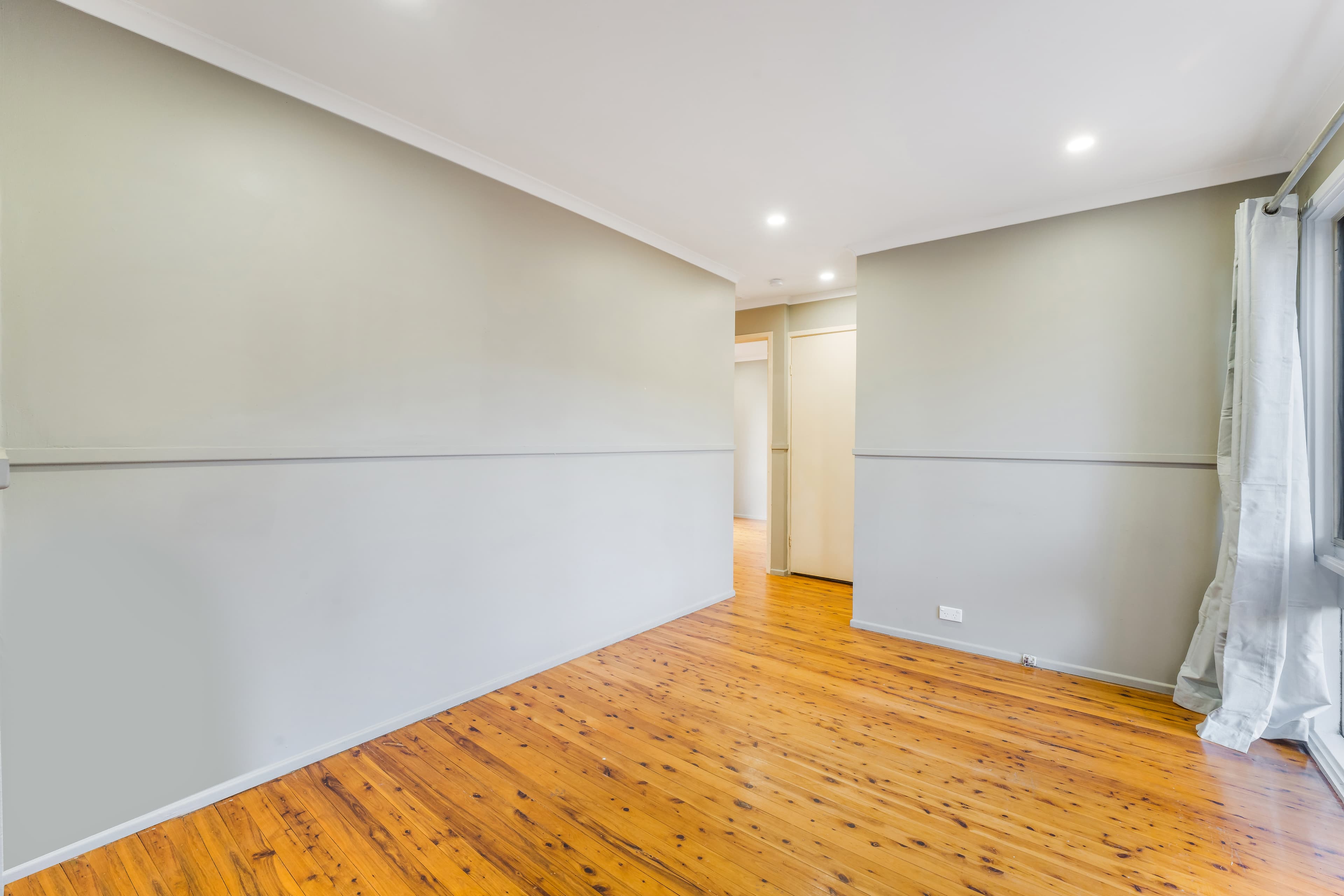 23 Jarndyce Avenue, Ambarvale, Ambarvale - Thumbnail 5
