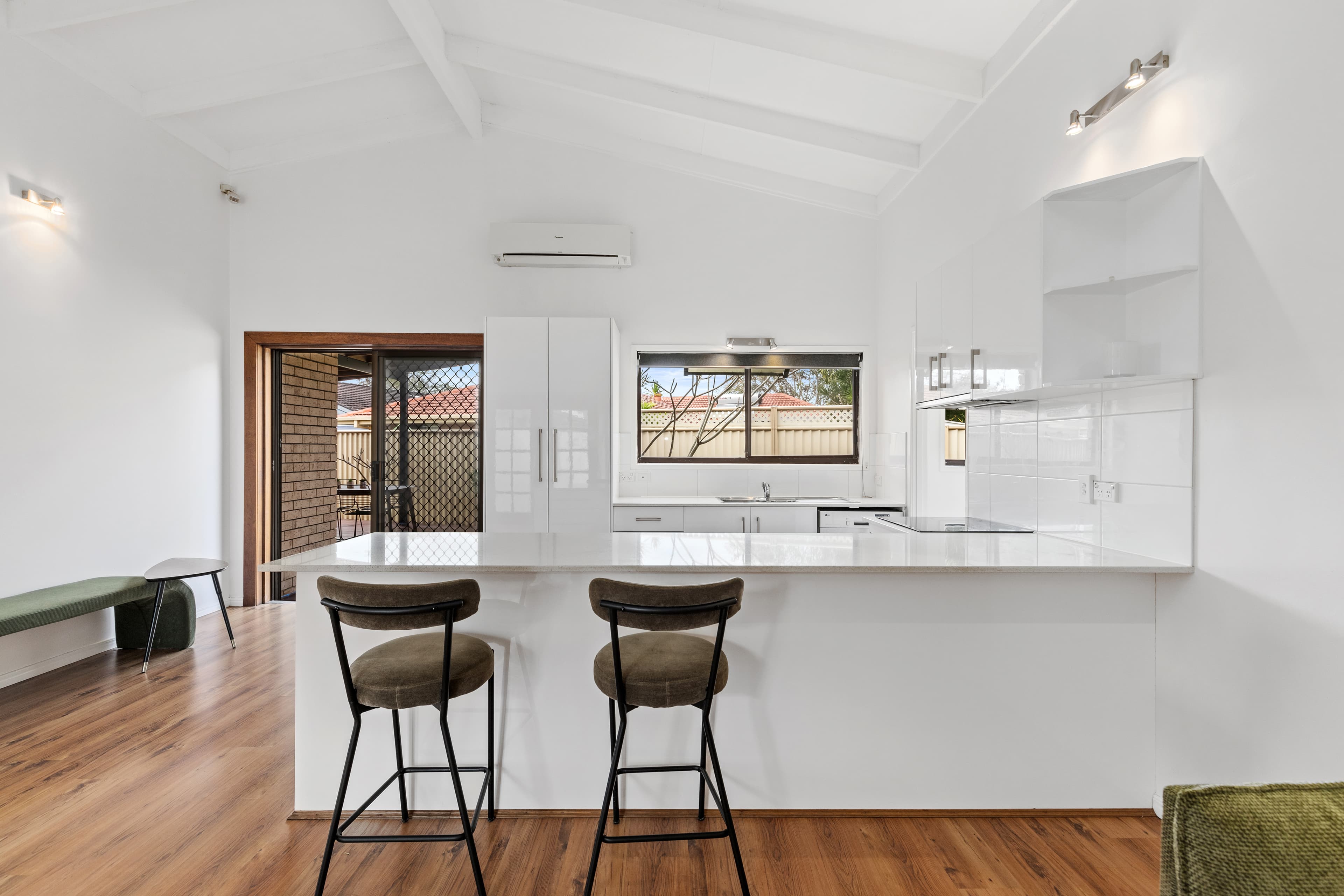 3/4 Shrike Court, Burleigh Waters, Burleigh Waters - Thumbnail 4