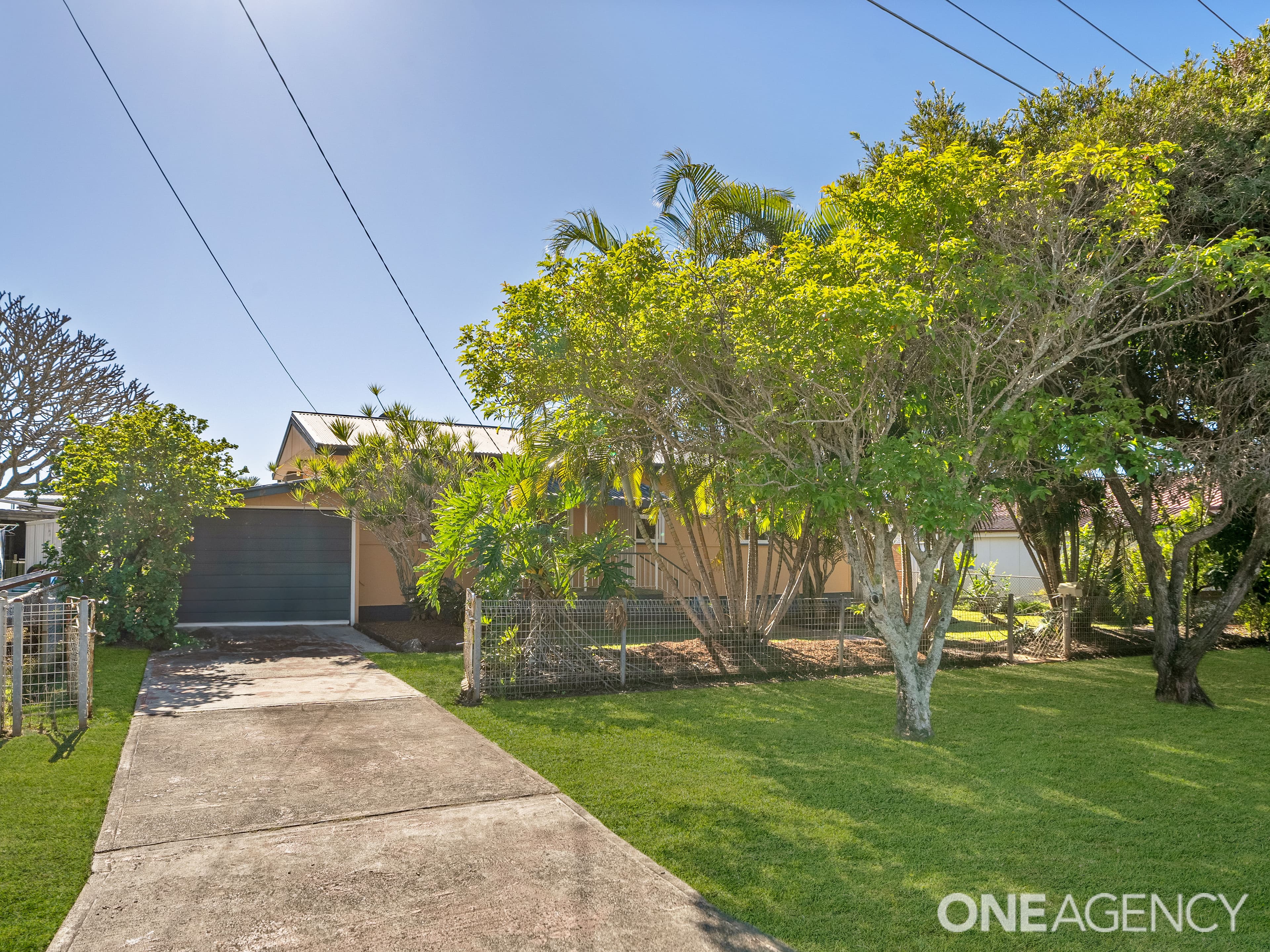 2 Campbell Street, Scarborough, Scarborough - Thumbnail 3