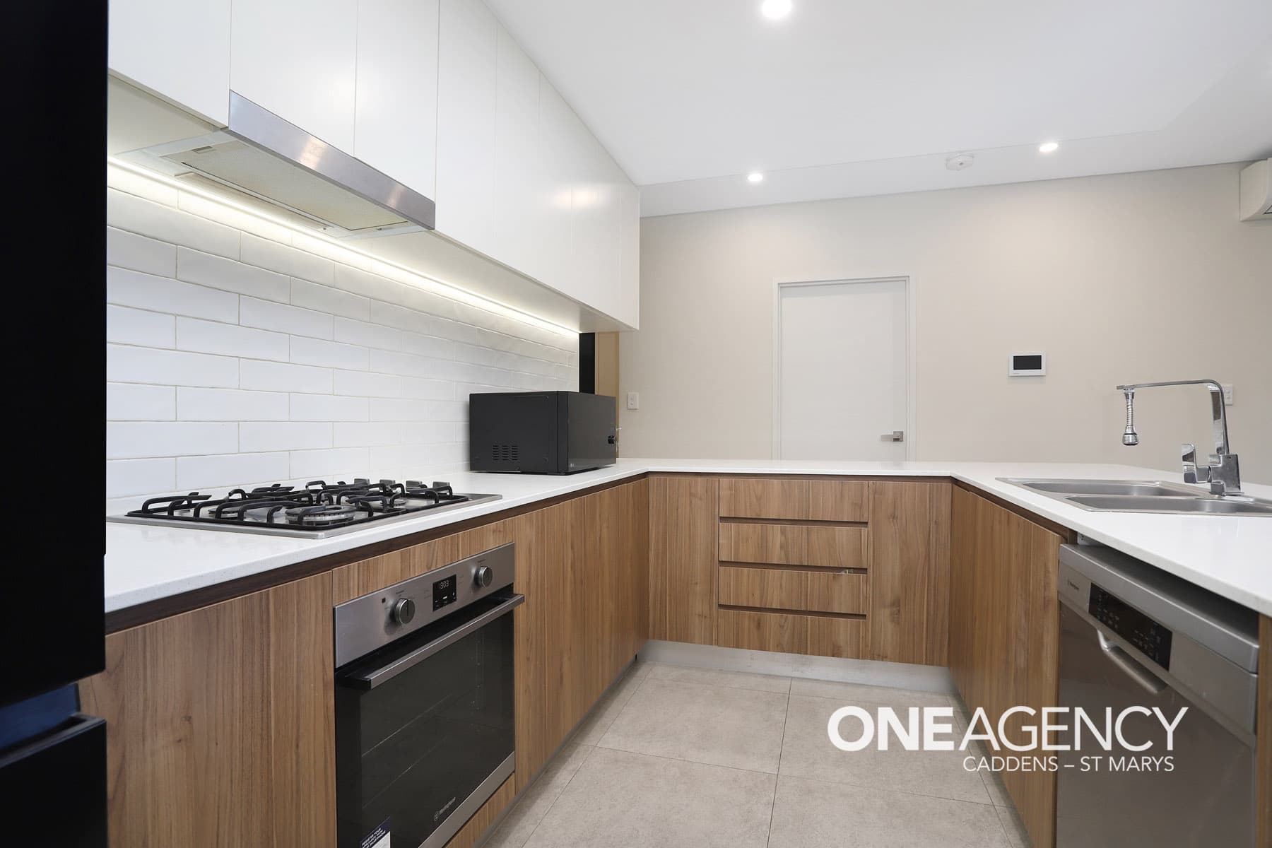 6/1 Markham Avenue, Penrith, Penrith - Thumbnail 2