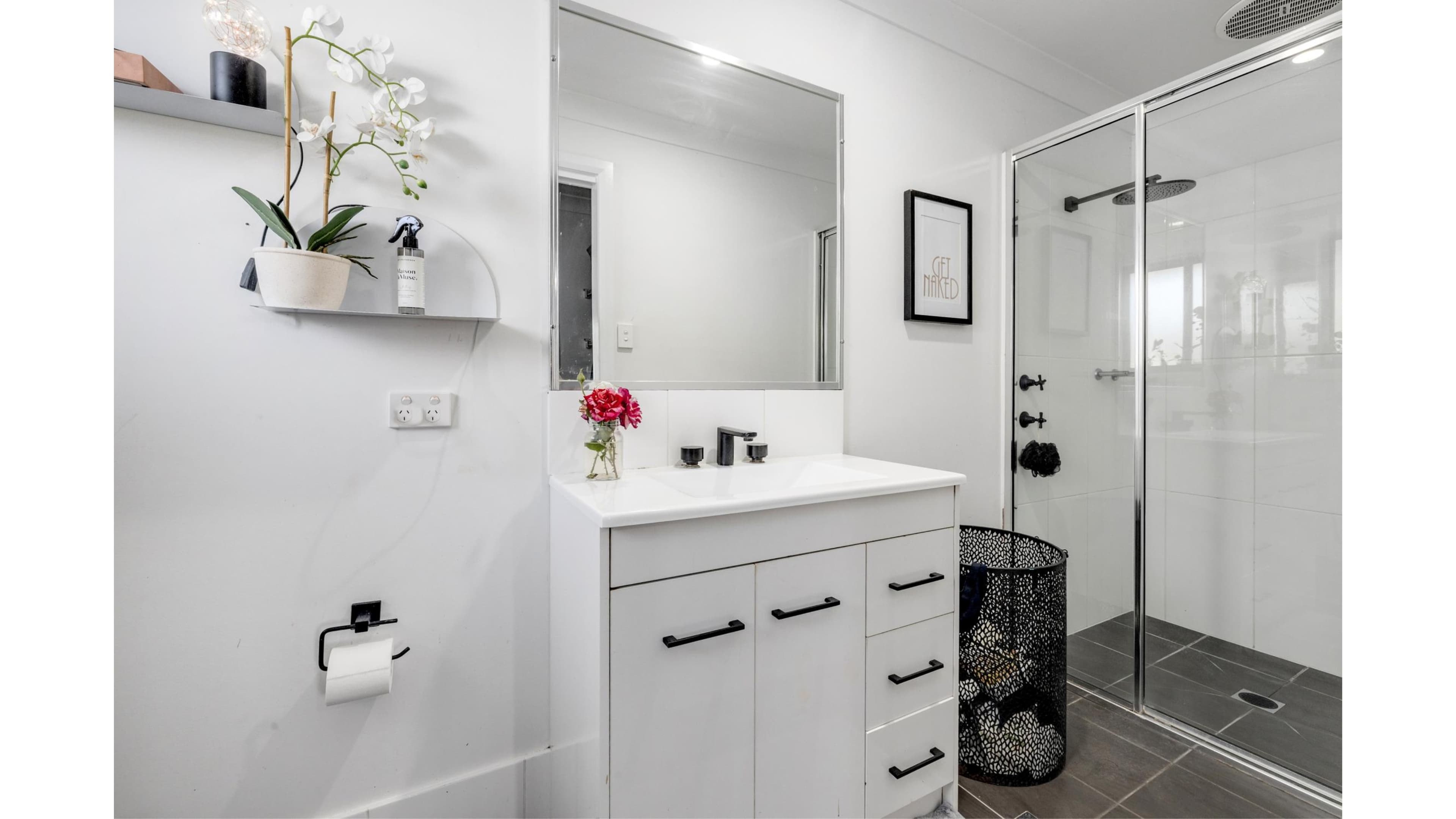 22 Mountain Spring Drive, Kendall, Kendall - Thumbnail 7