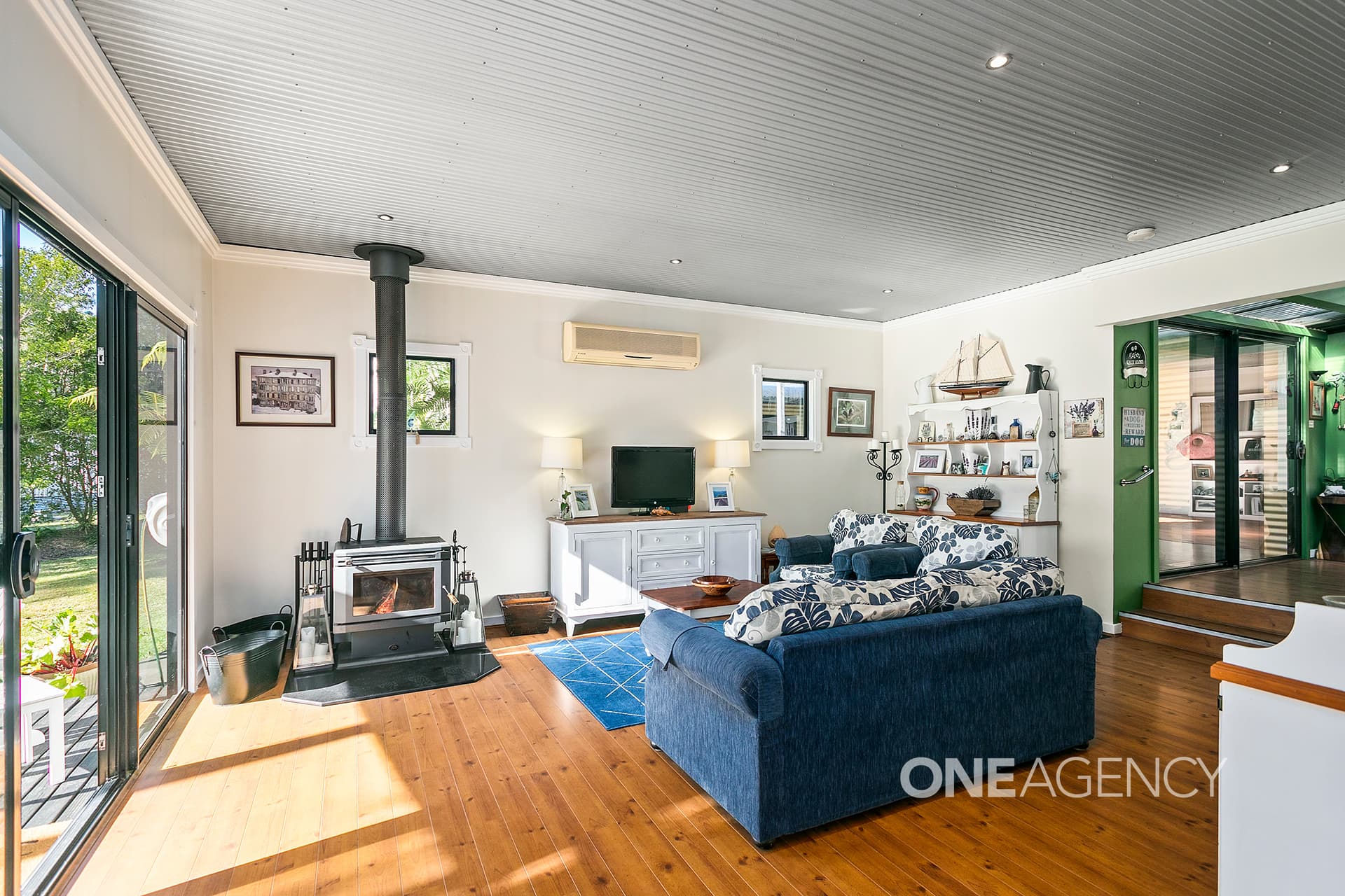 212 Island Point Road, St Georges Basin, St Georges Basin - Thumbnail 6