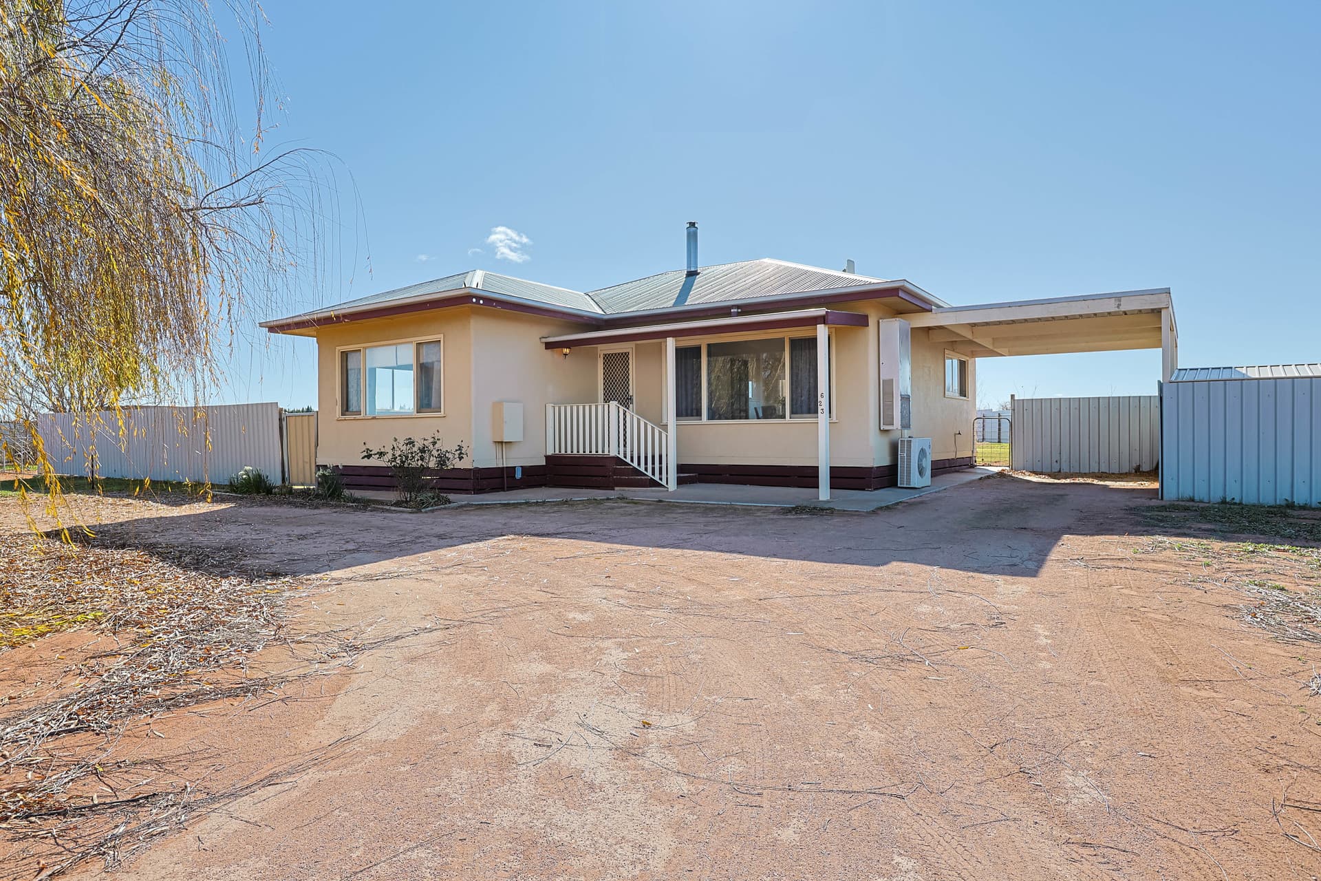 623 Dairtnunk Avenue, Cardross, Cardross - Image 1