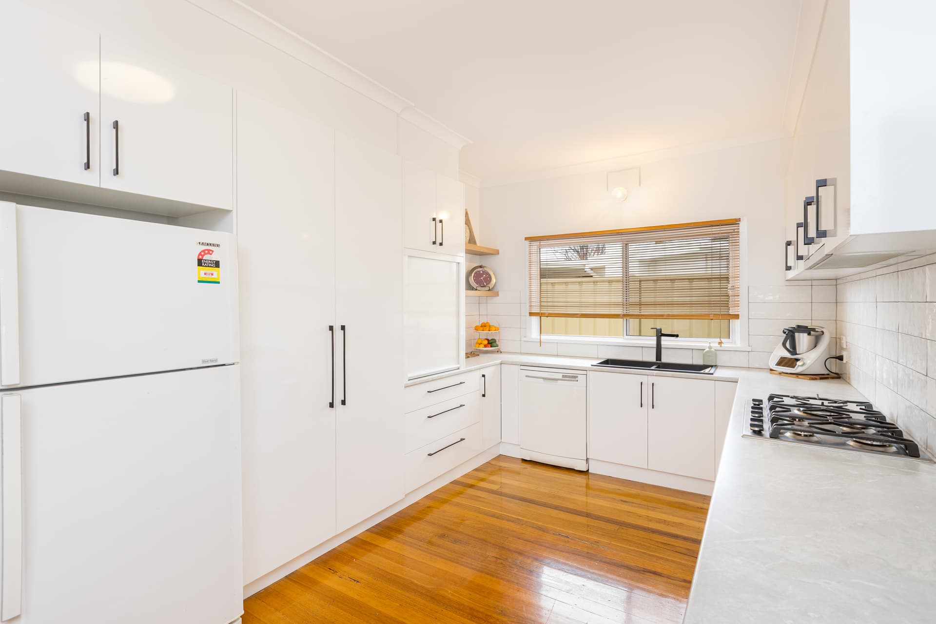35 Bowen Crescent, Mildura, Mildura - Thumbnail 7