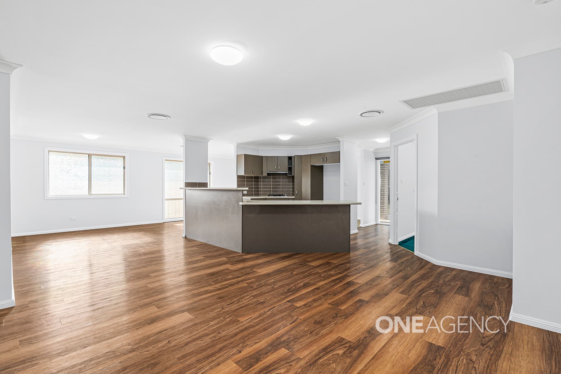 9 Holloway Road, South Nowra, South Nowra - Thumbnail 2