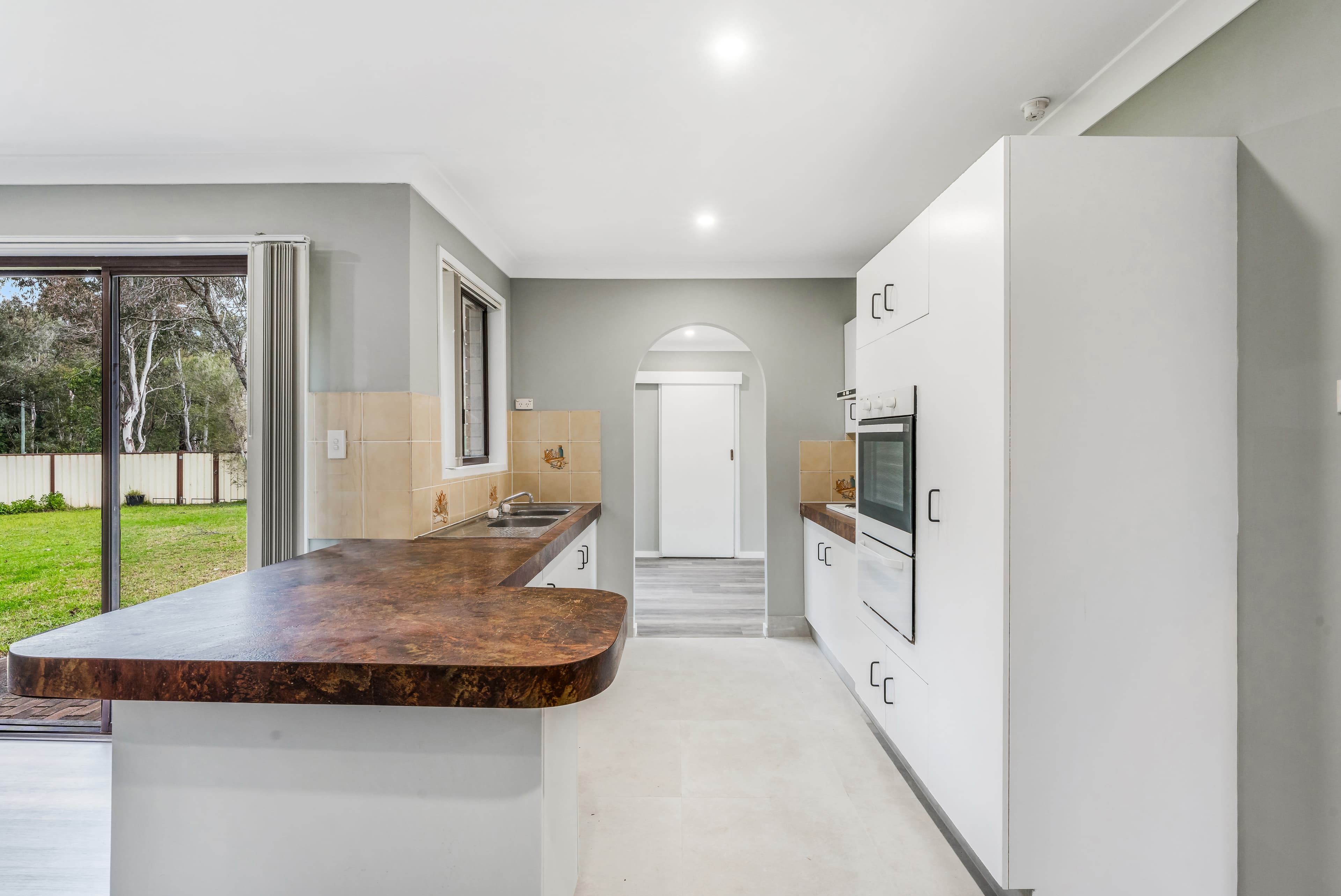13 Debenham Avenue, Leumeah, Leumeah - Thumbnail 6