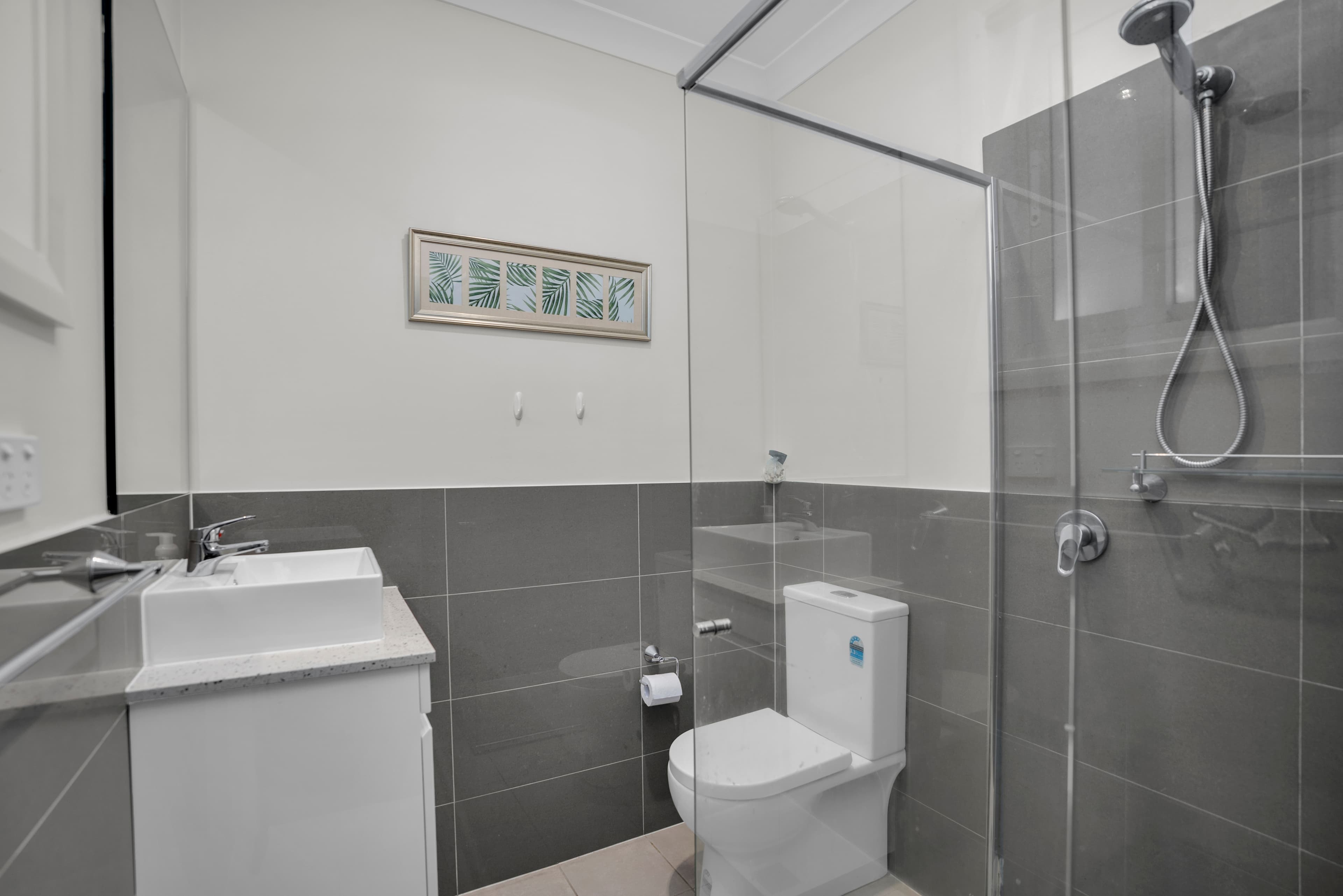 40 Bluebell Crescent, Spring Farm, Spring Farm - Thumbnail 8