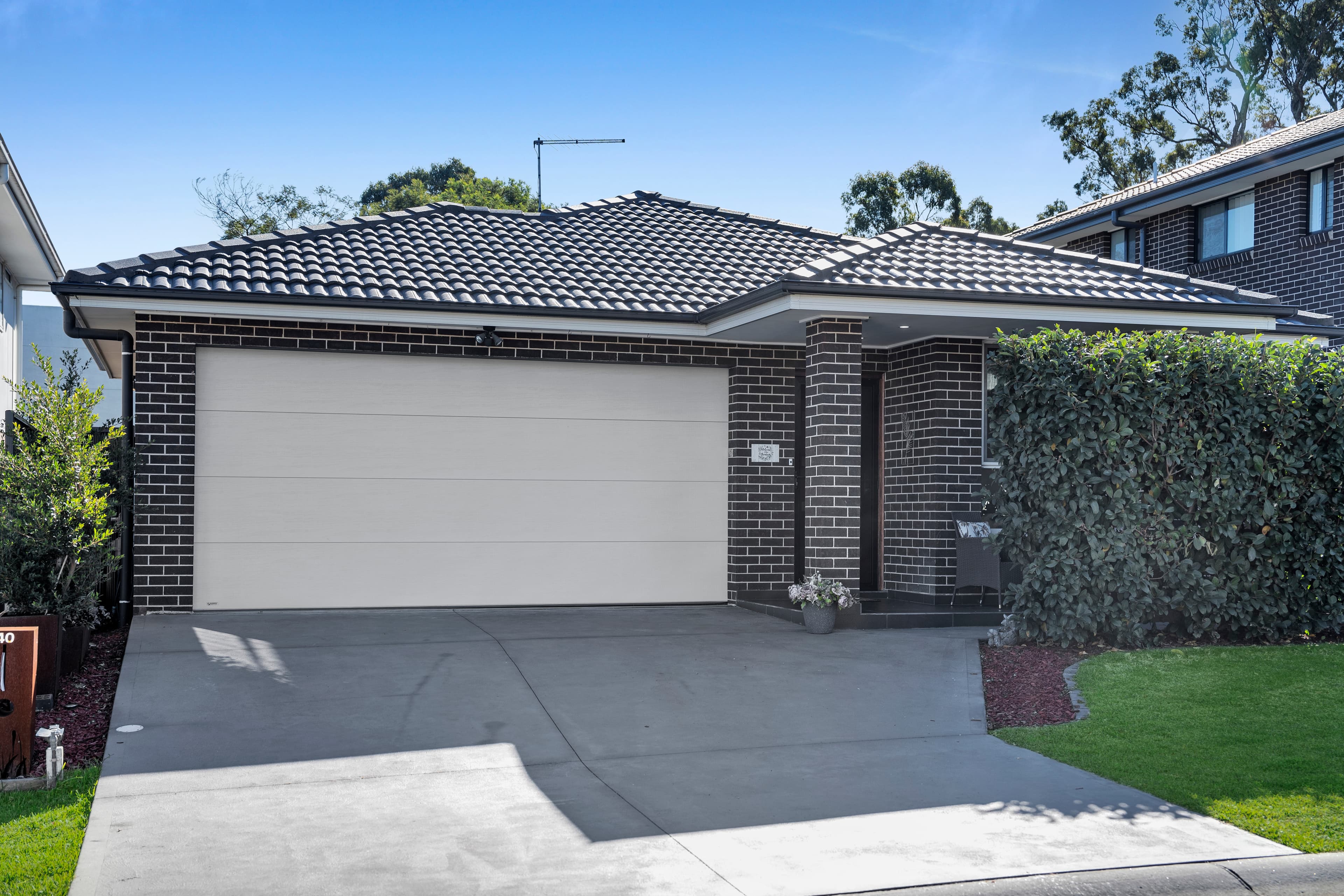 40 Bluebell Crescent, Spring Farm, Spring Farm - Image 1