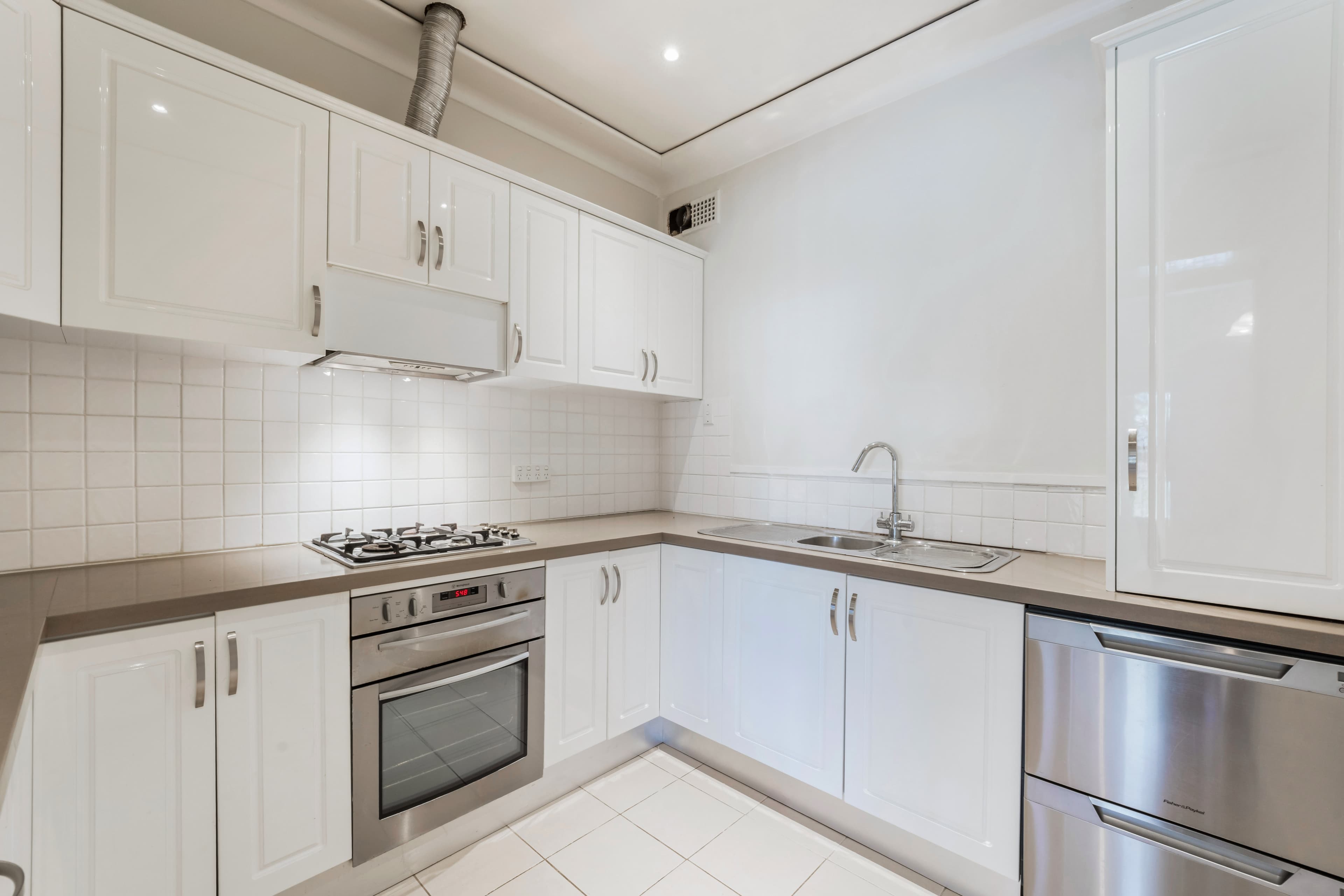 7 Grandview Drive, Campbelltown, Campbelltown - Thumbnail 6