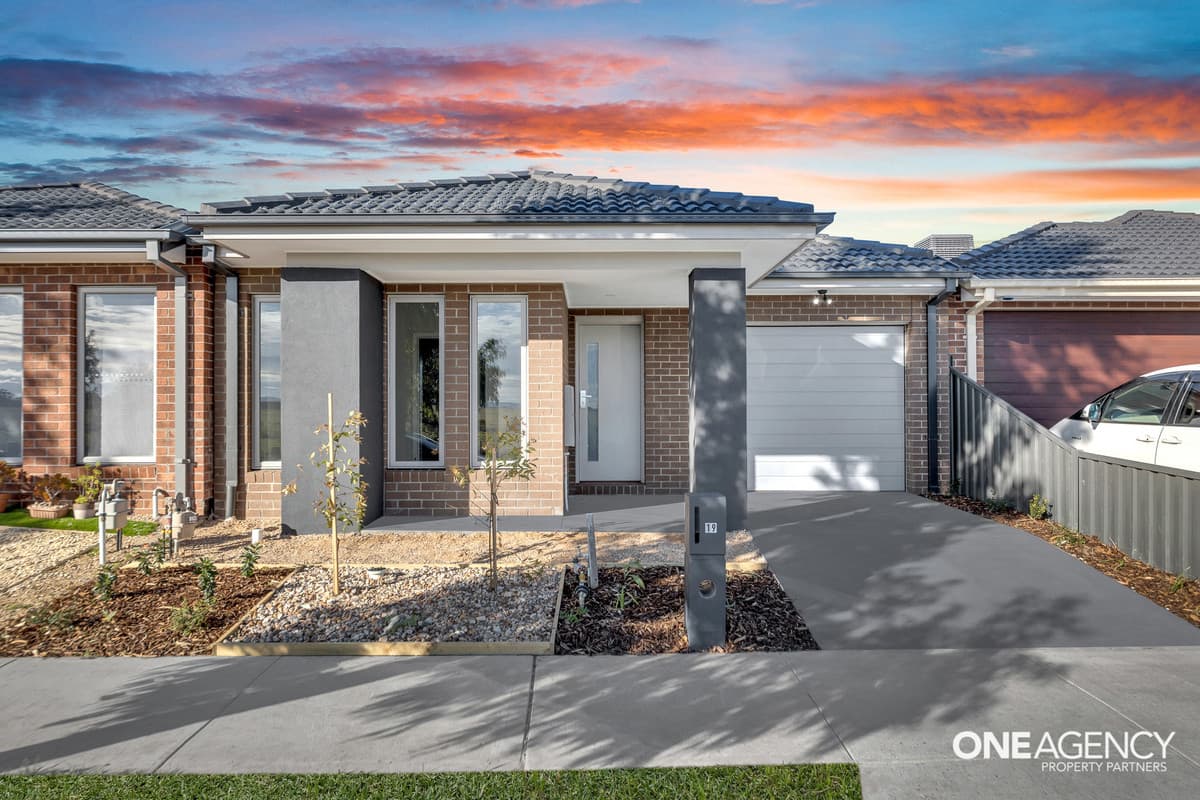 19 Oakham Drive, Harkness, Harkness - Image 1