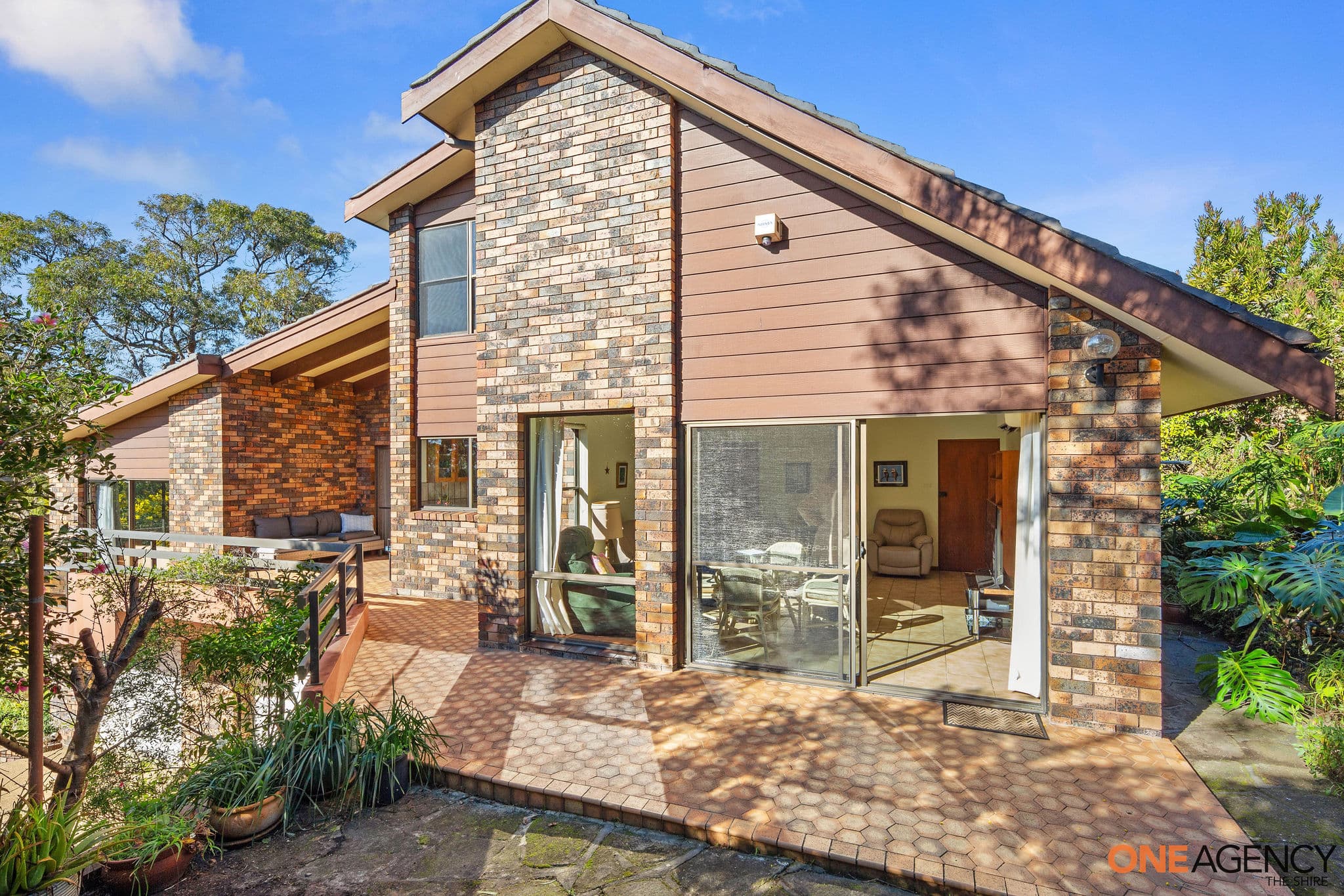 40 Sylvan Ridge Drive, Illawong, Illawong - Thumbnail 4