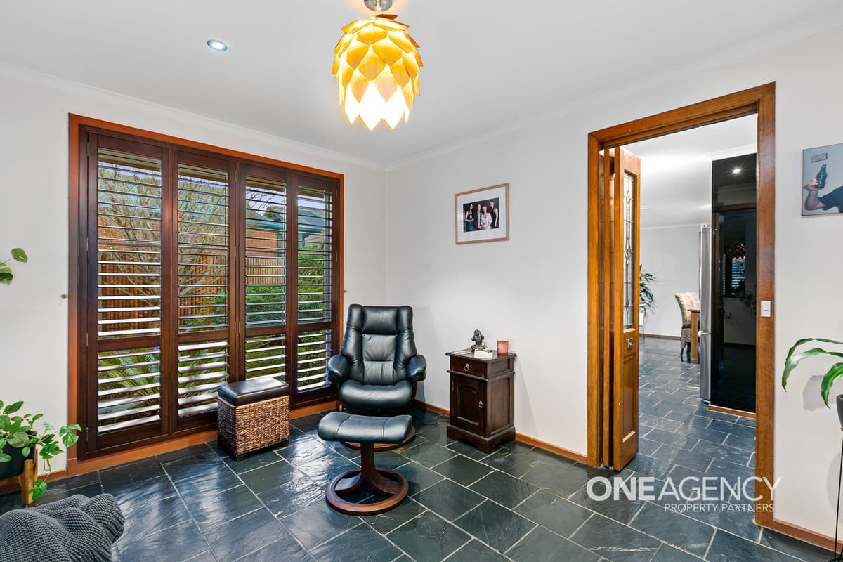48 Canonbury Circle, Seabrook, Seabrook - Thumbnail 6