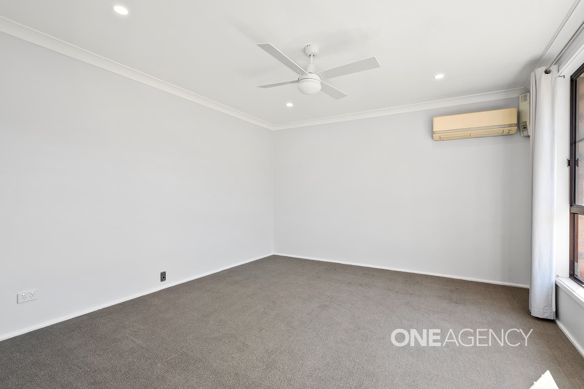 3/16-18 Smith Avenue, Albion Park, Albion Park - Thumbnail 2