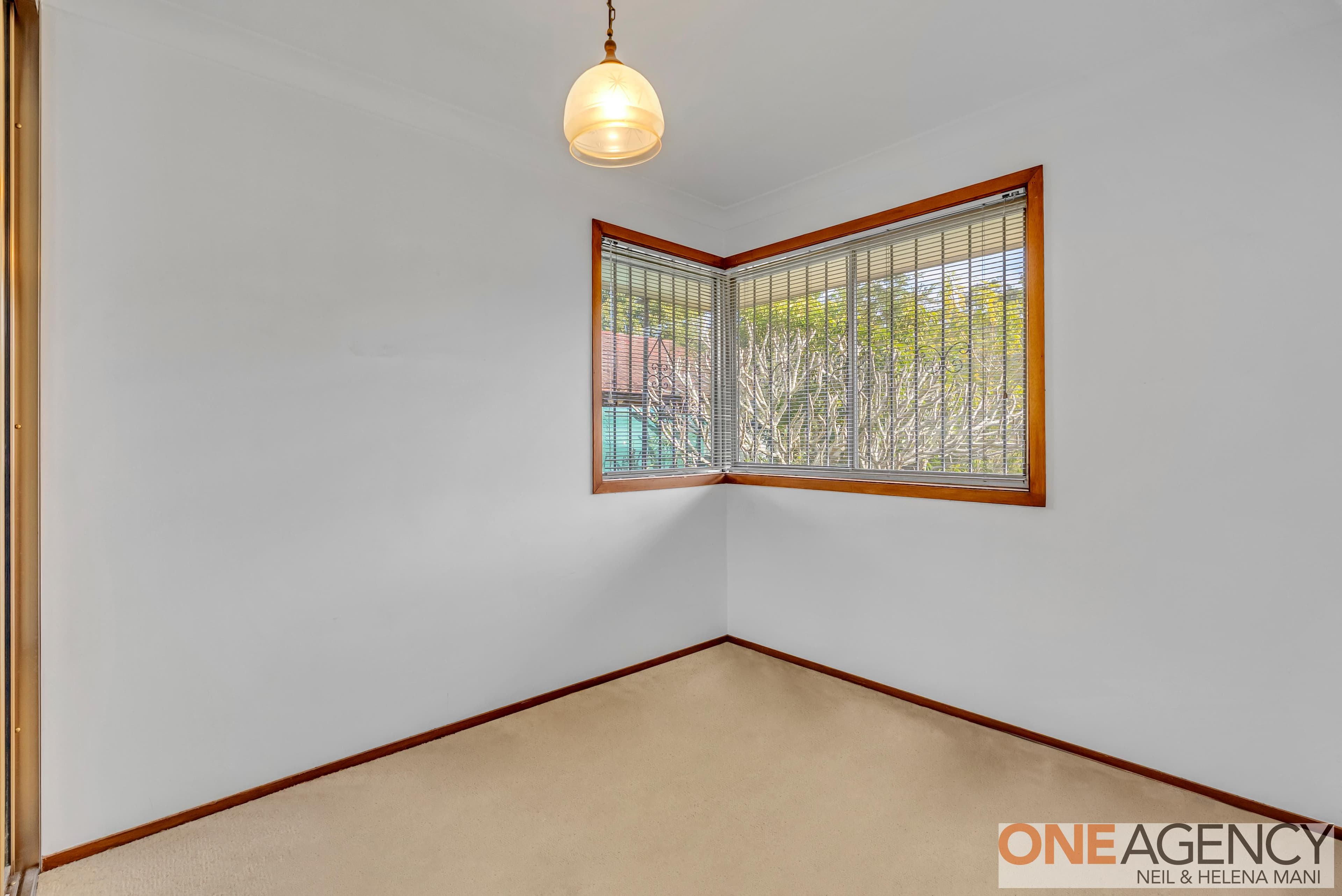 6 Lawrence Avenue, Niagara Park, Niagara Park - Thumbnail 4