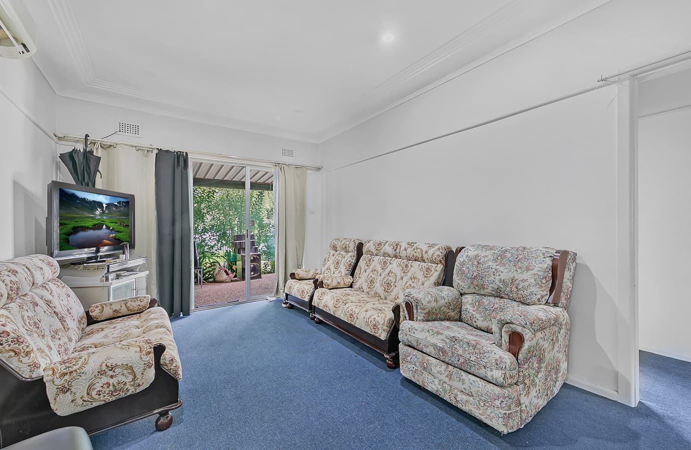 69 Doonside Crescent, Blacktown, Blacktown - Thumbnail 2