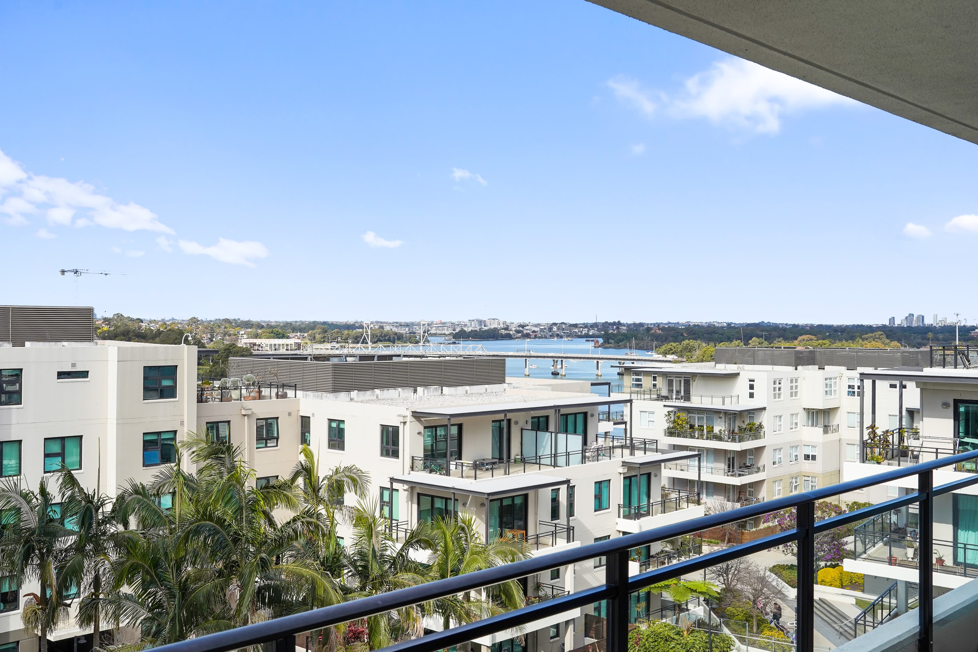39/11 Bay Drive, Meadowbank, Meadowbank - Image 1