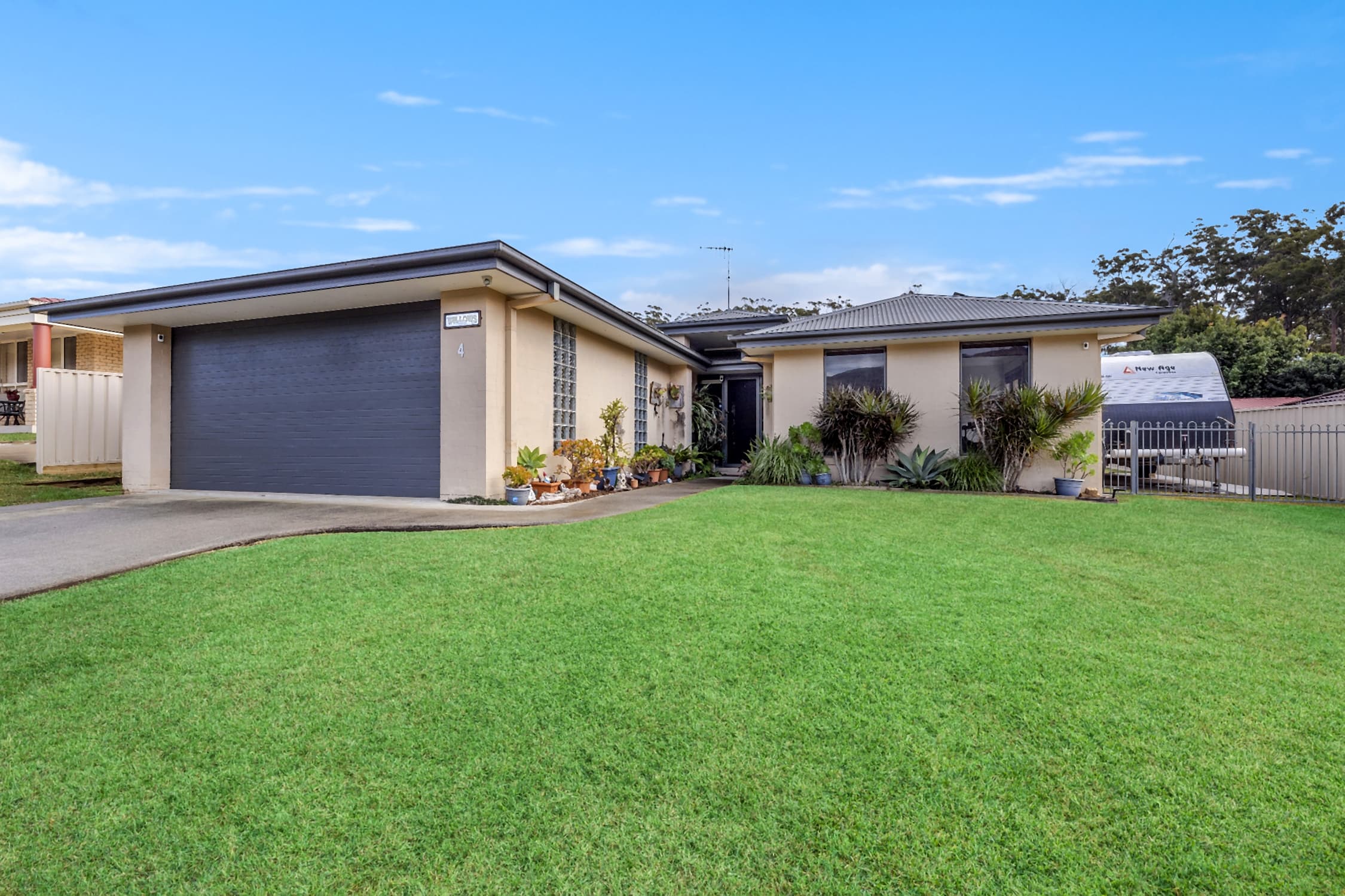 4 Wren Close, Kew, Kew - Thumbnail 2