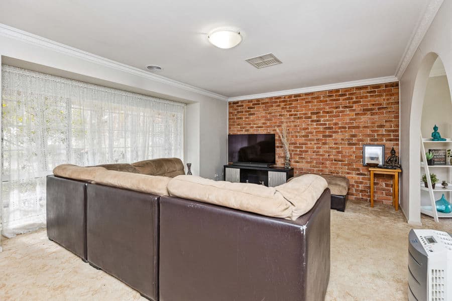 34 OLEANDER Crescent, Lake Albert, Lake Albert - Thumbnail 3
