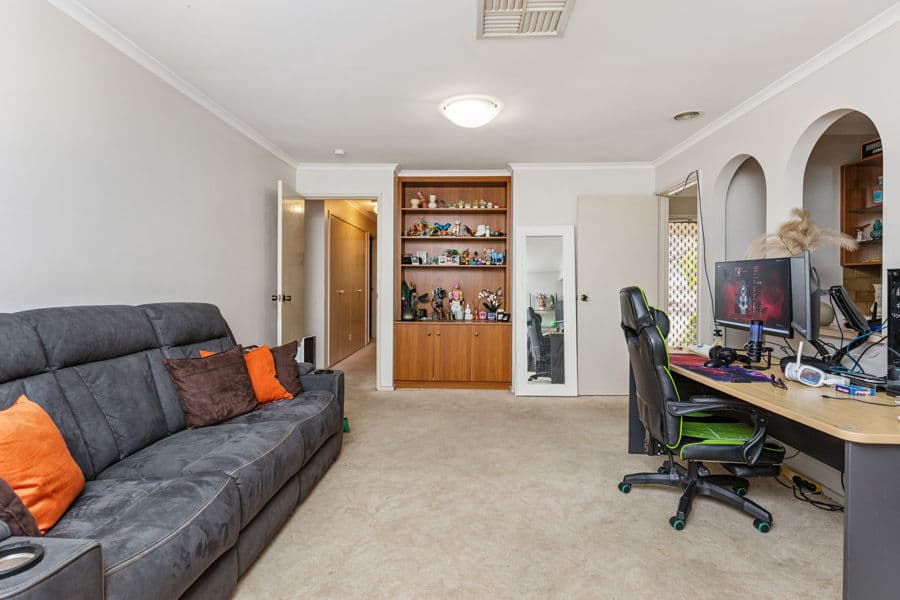 34 OLEANDER Crescent, Lake Albert, Lake Albert - Thumbnail 7