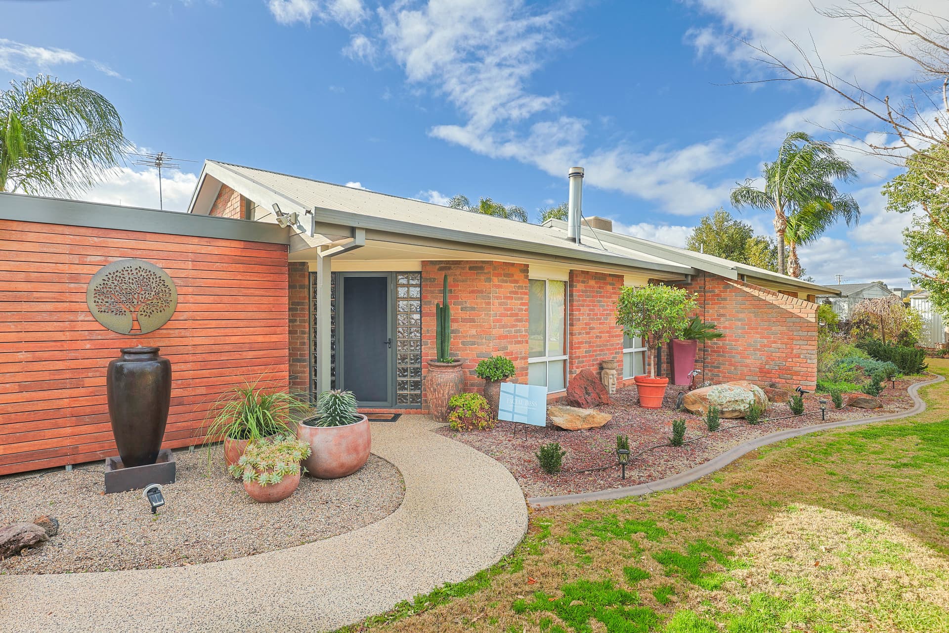 404 Morpung Avenue, Irymple, Irymple - Image 1