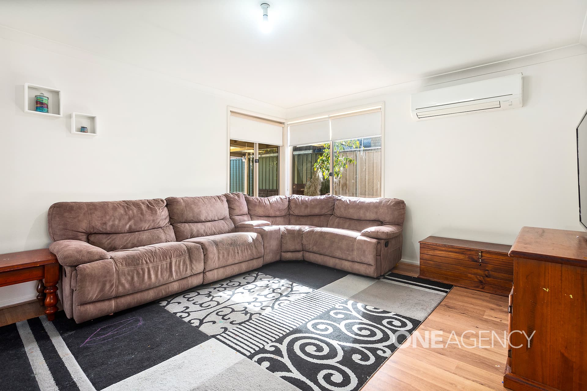 12 Riverpark Way, Horsley, Horsley - Thumbnail 2