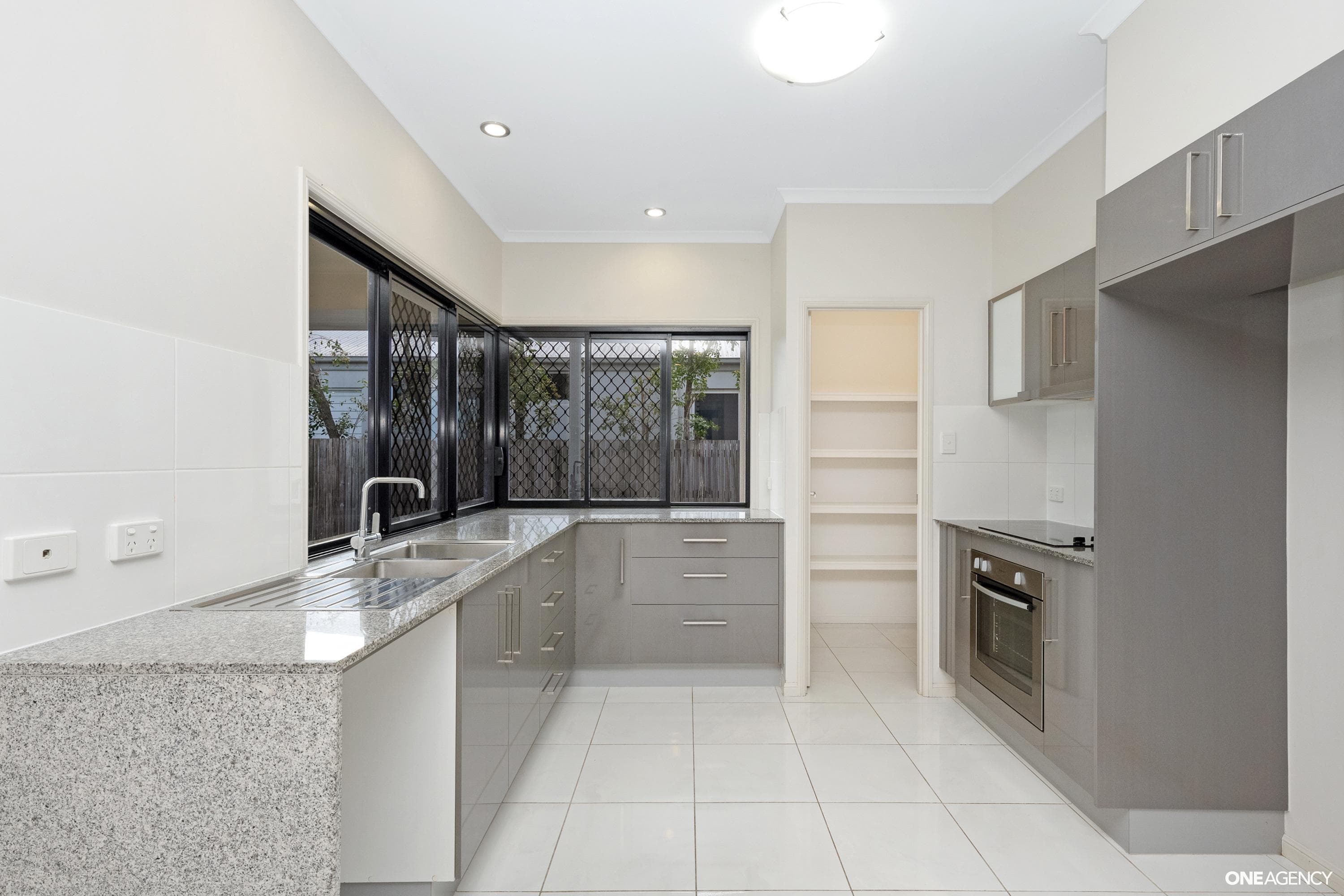 7 Cherington Boulevard, Shaw, Shaw - Thumbnail 4