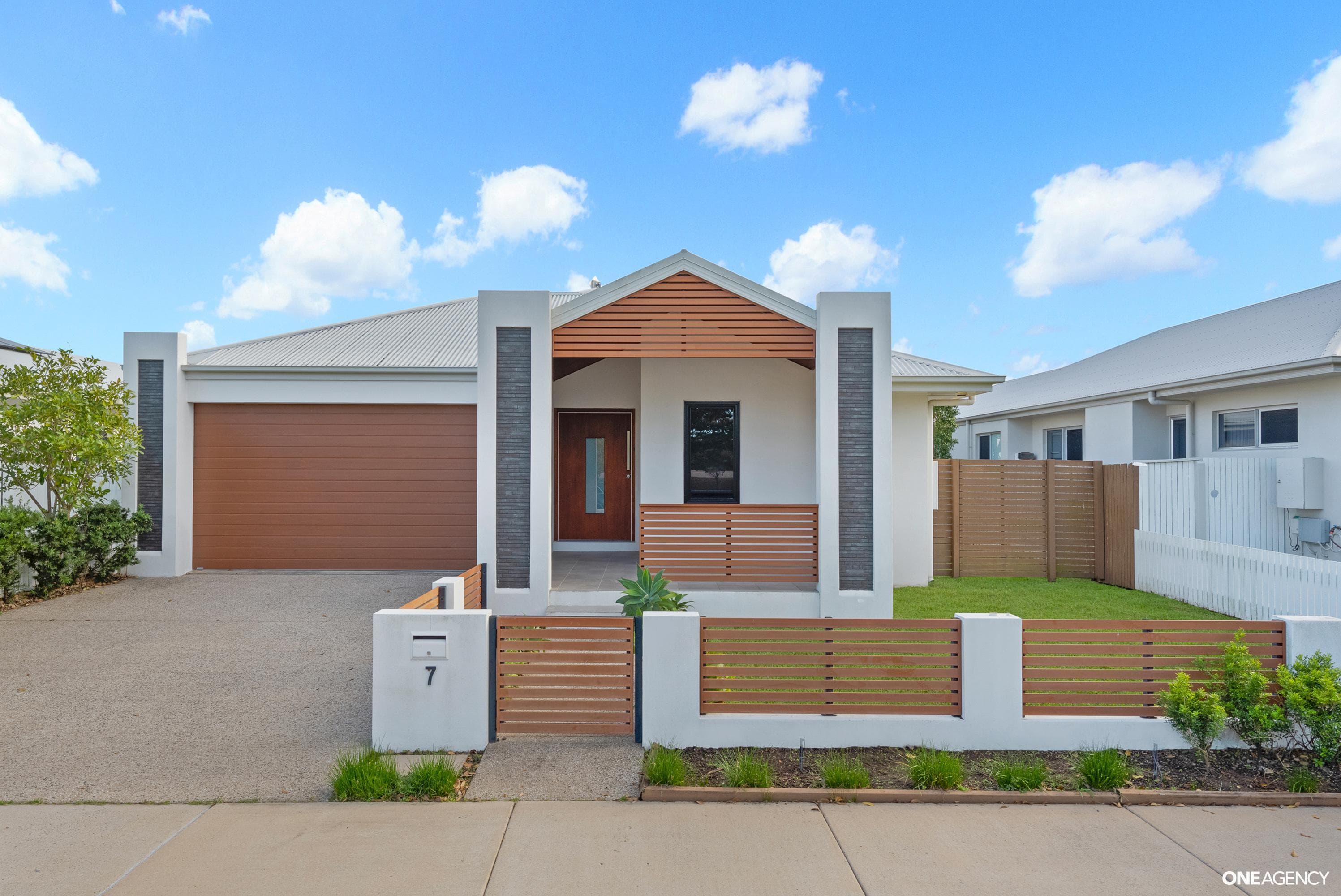7 Cherington Boulevard, Shaw, Shaw - Image 1