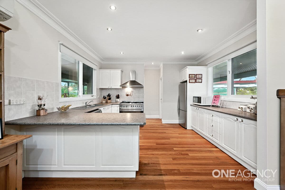 92 Railway Parade, Hazelbrook, Hazelbrook - Thumbnail 3