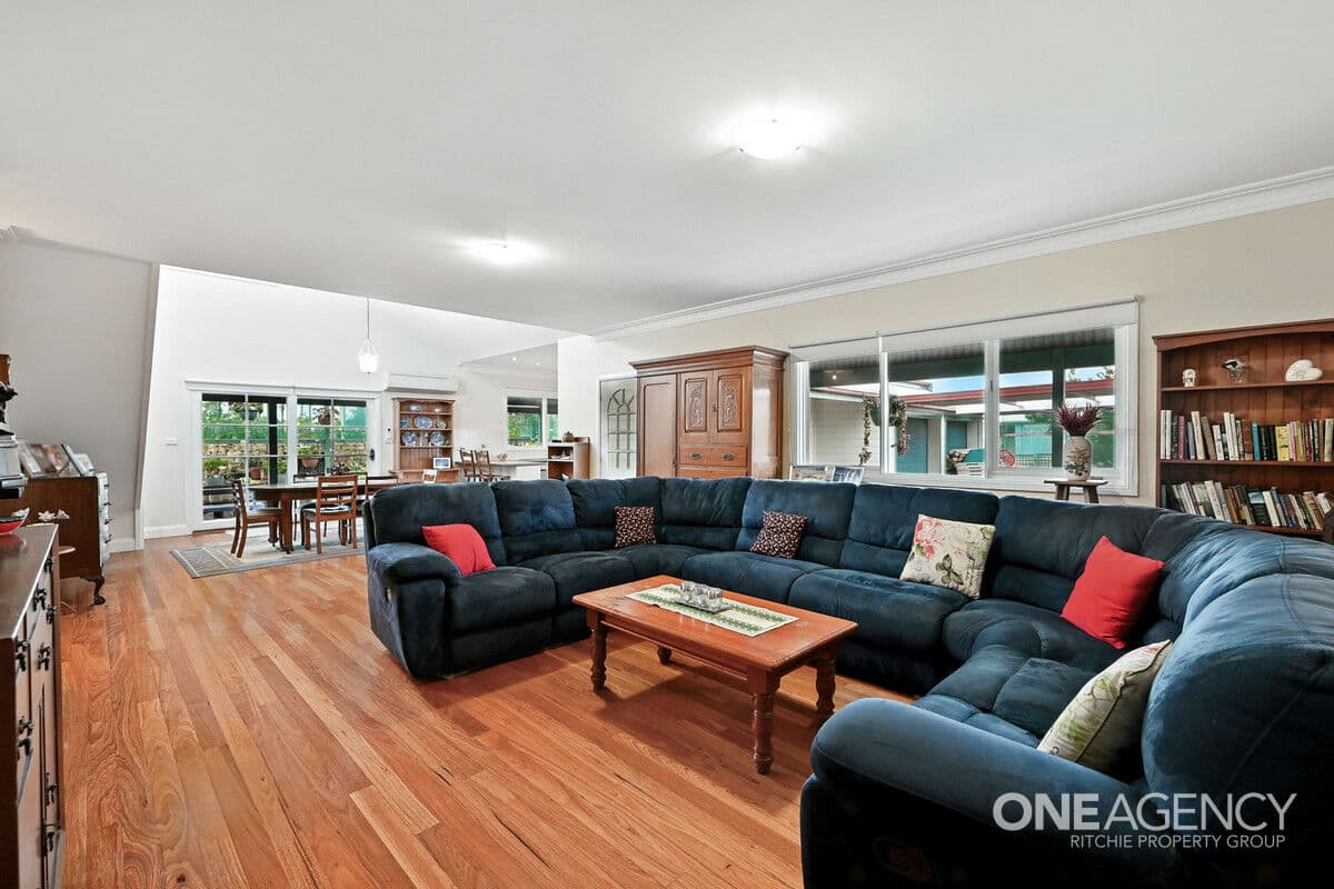92 Railway Parade, Hazelbrook, Hazelbrook - Thumbnail 4