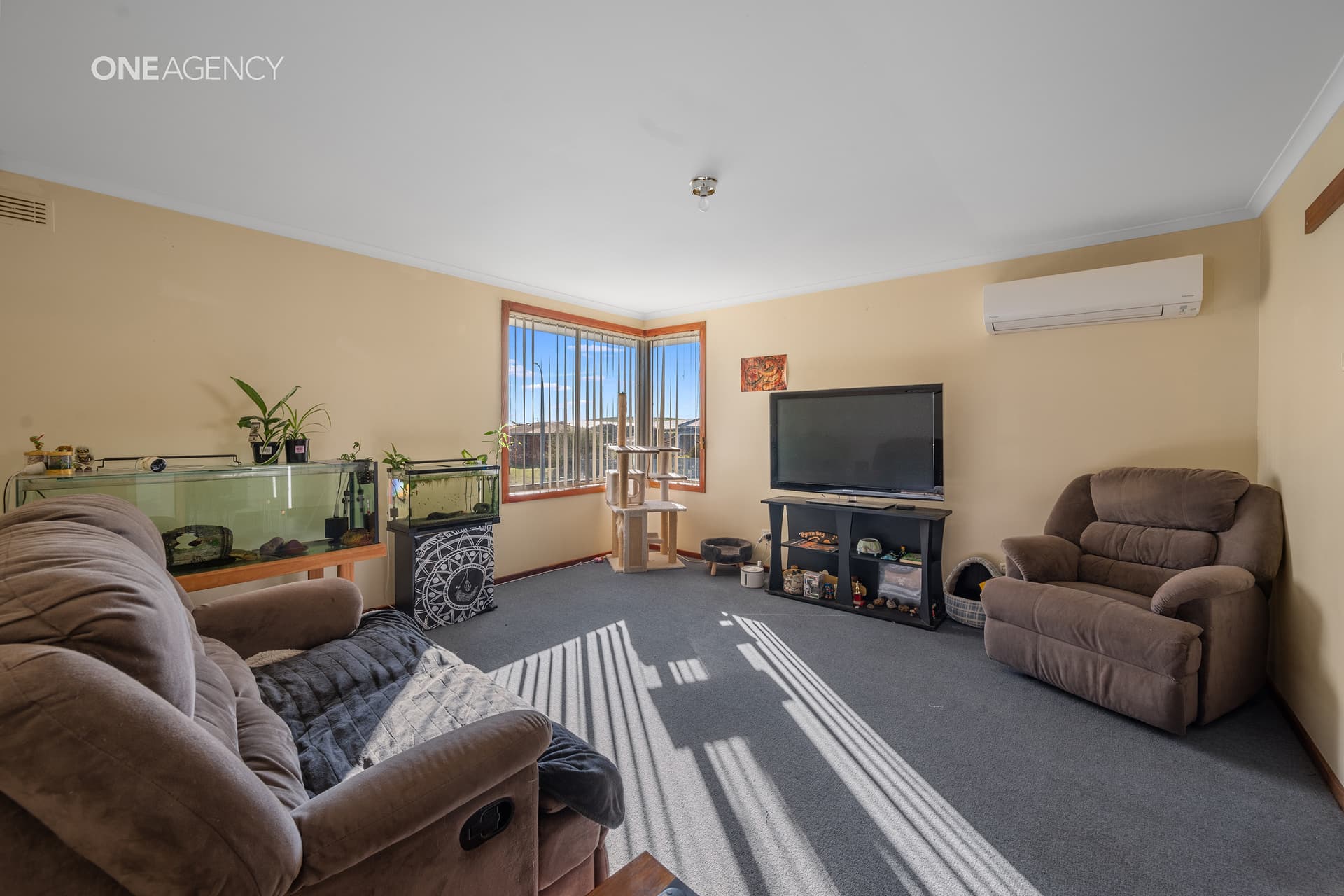 18 Loane Avenue, East Devonport, East Devonport - Thumbnail 2