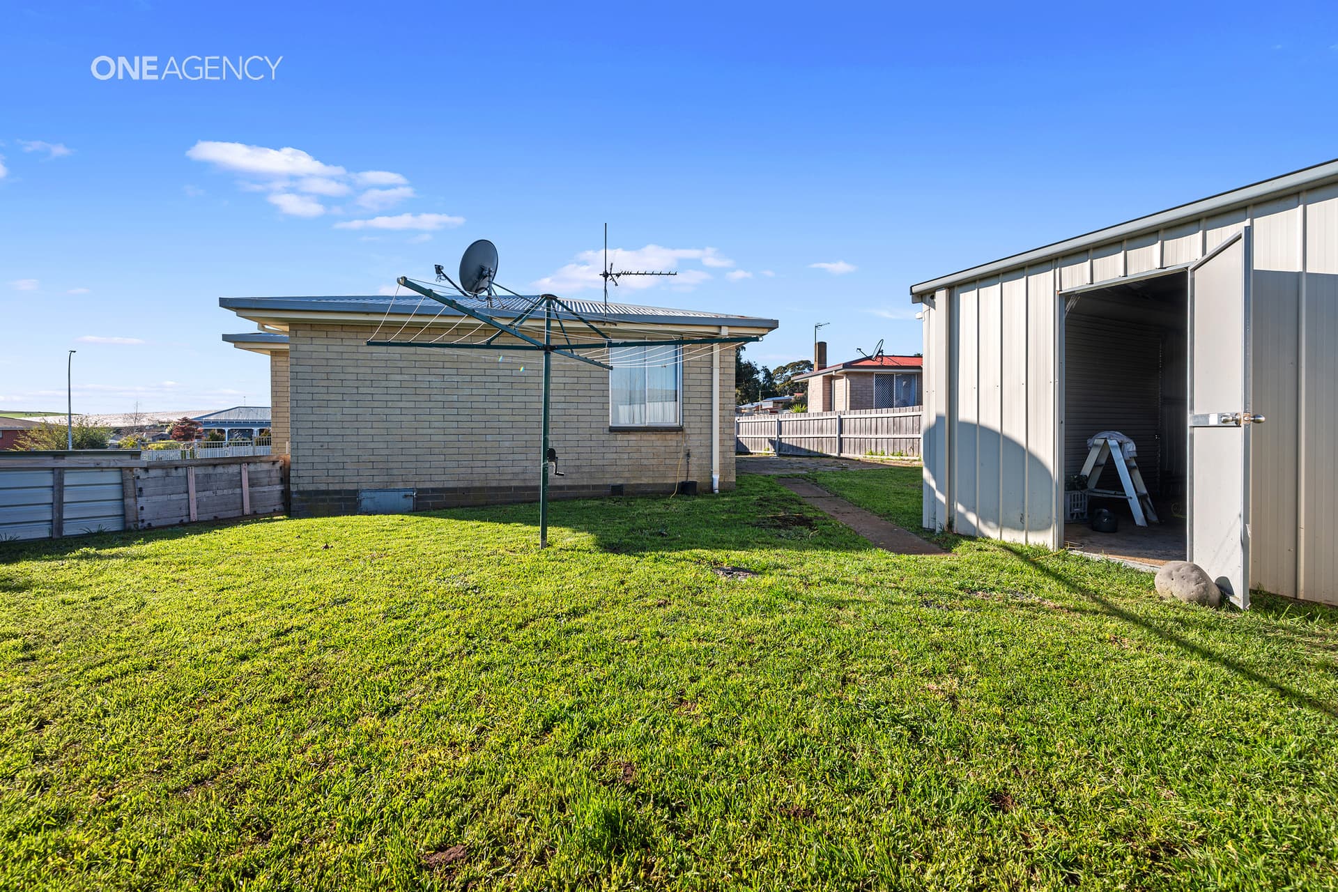18 Loane Avenue, East Devonport, East Devonport - Thumbnail 8