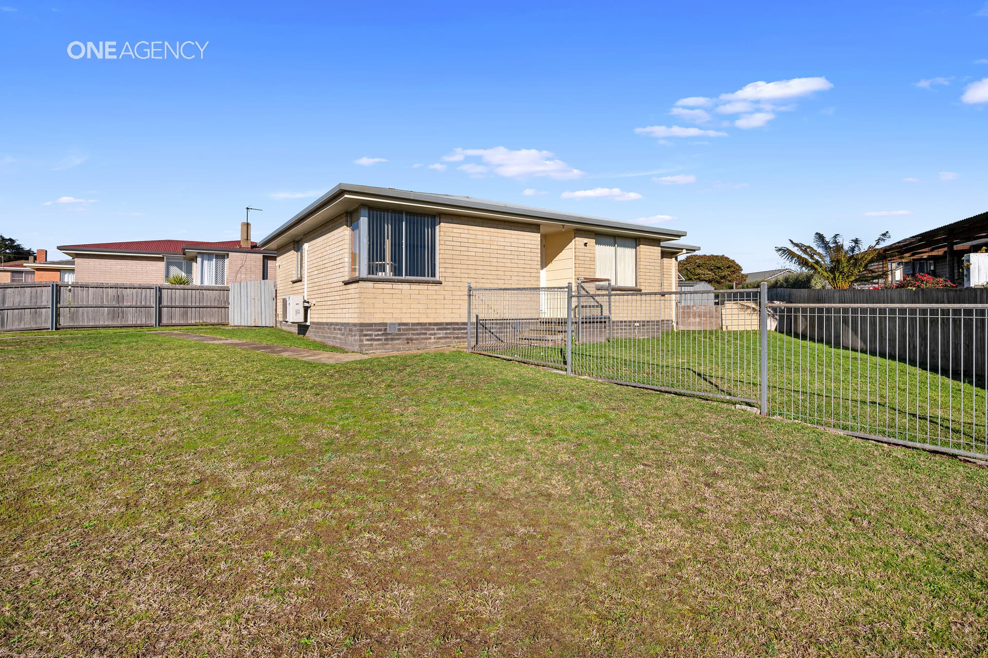 18 Loane Avenue, East Devonport, East Devonport - Image 1