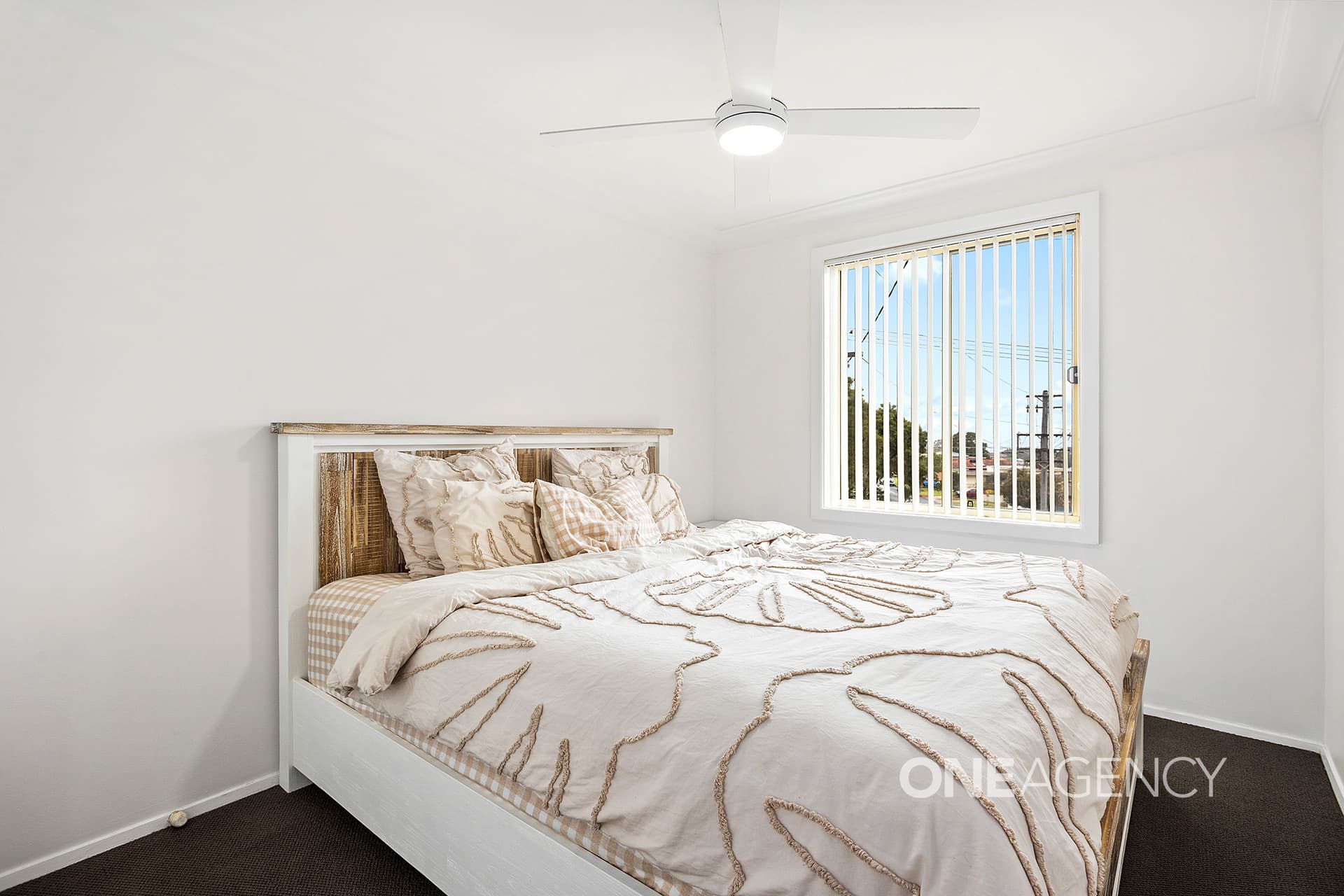 14 Burrows Avenue, Kanahooka, Kanahooka - Thumbnail 5