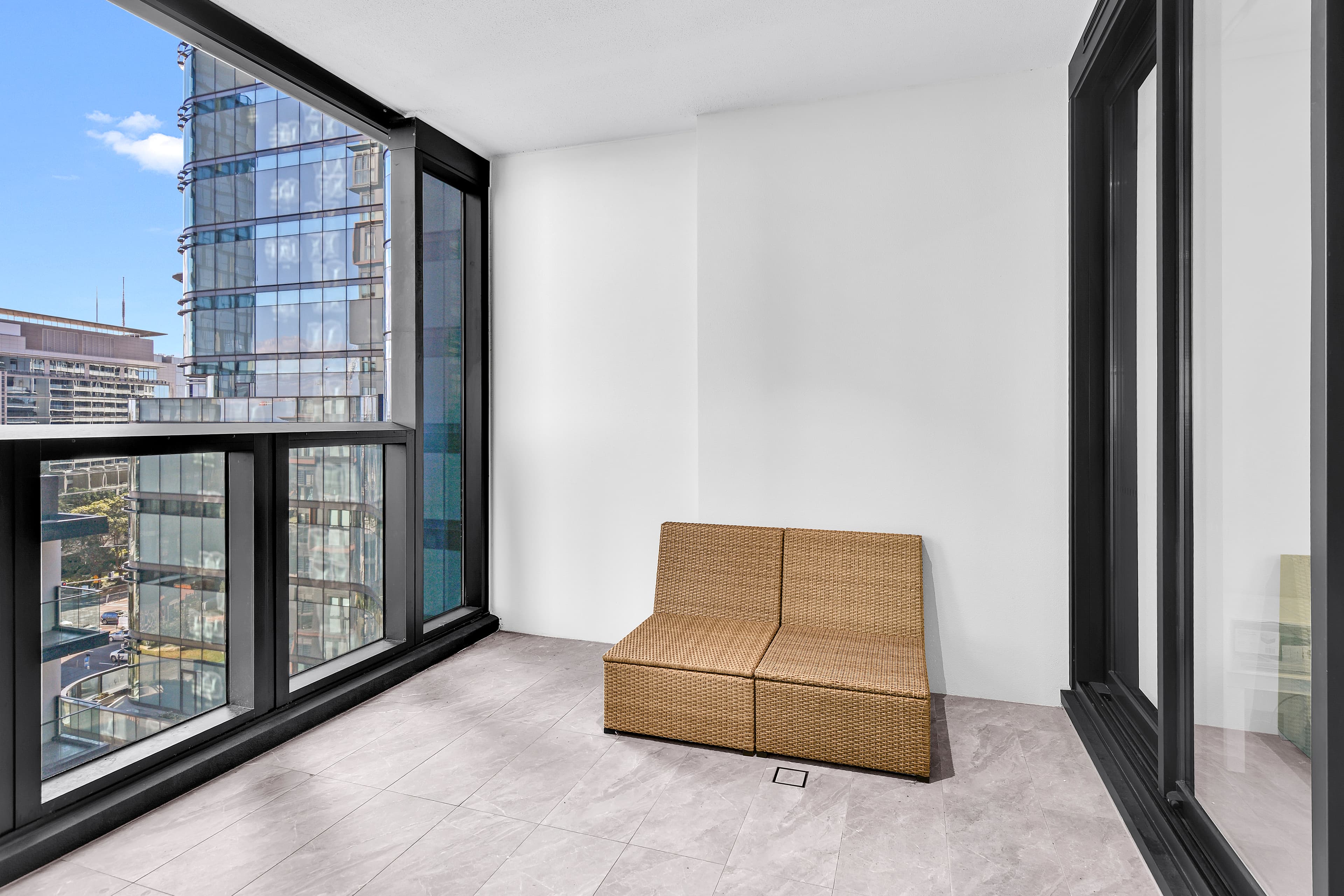 802/88A Christie Street, St Leonards, St Leonards - Thumbnail 2