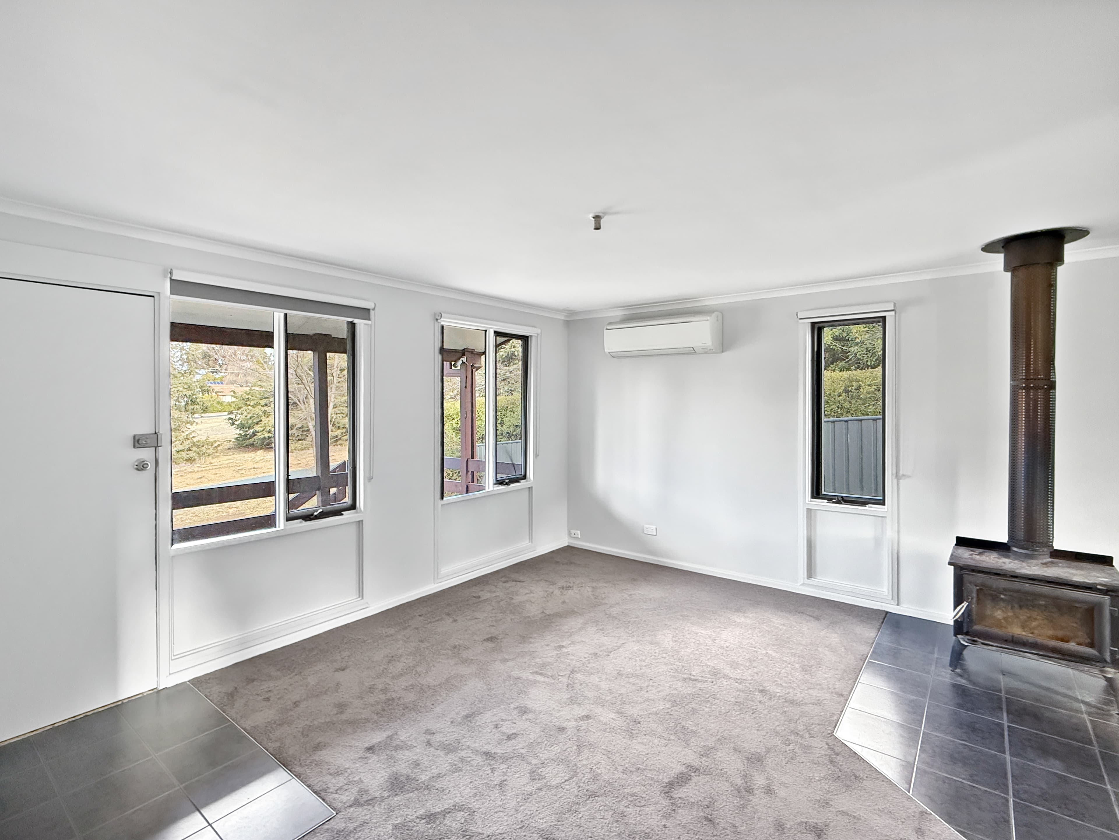 4 Miloo Street, Cooma, Cooma - Thumbnail 3