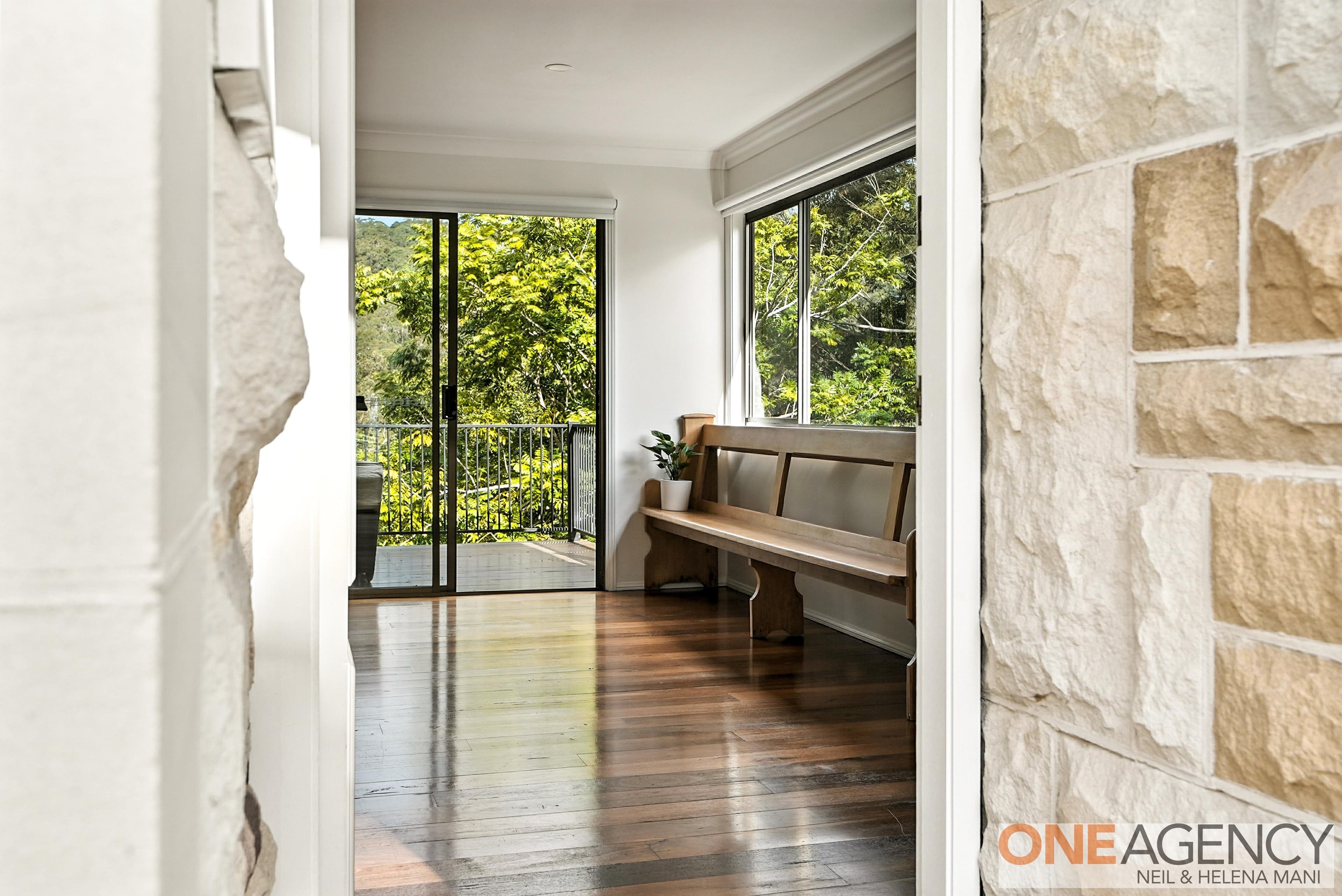10 South Crescent, North Gosford, North Gosford - Thumbnail 2