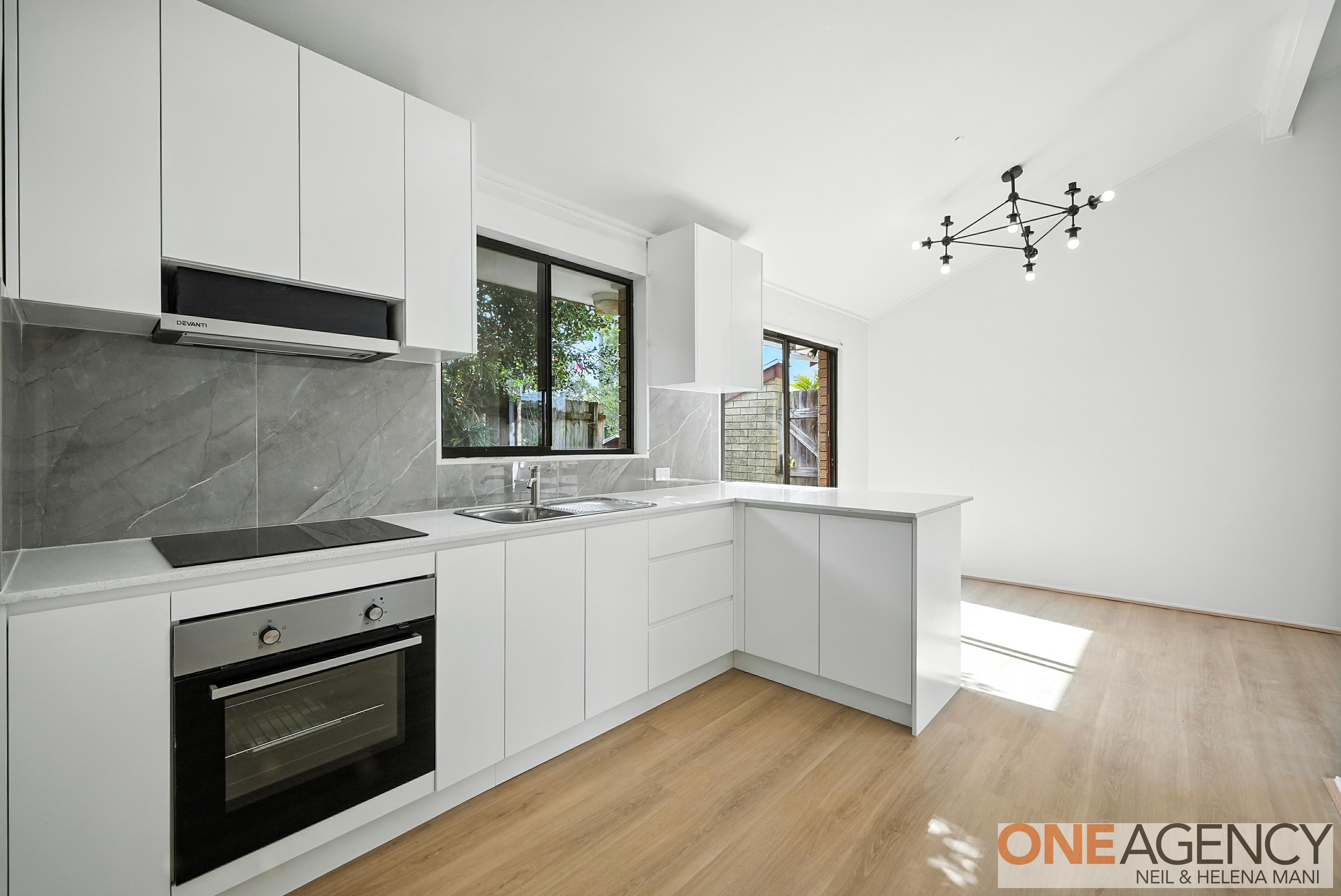 6 Ferguson Close, West Gosford, West Gosford - Thumbnail 3