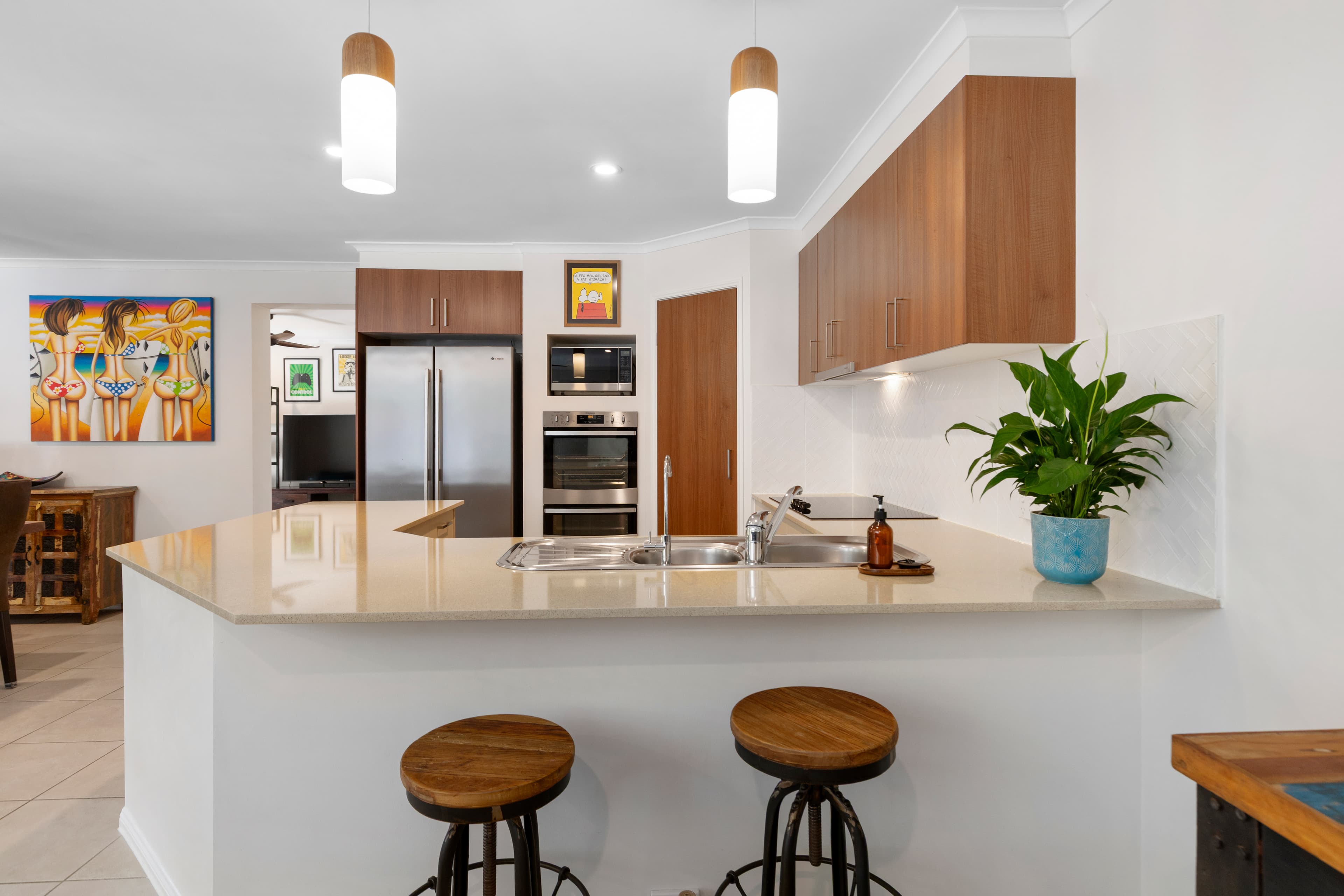 1 Wonga Street, Burleigh Heads, Burleigh Heads - Thumbnail 3