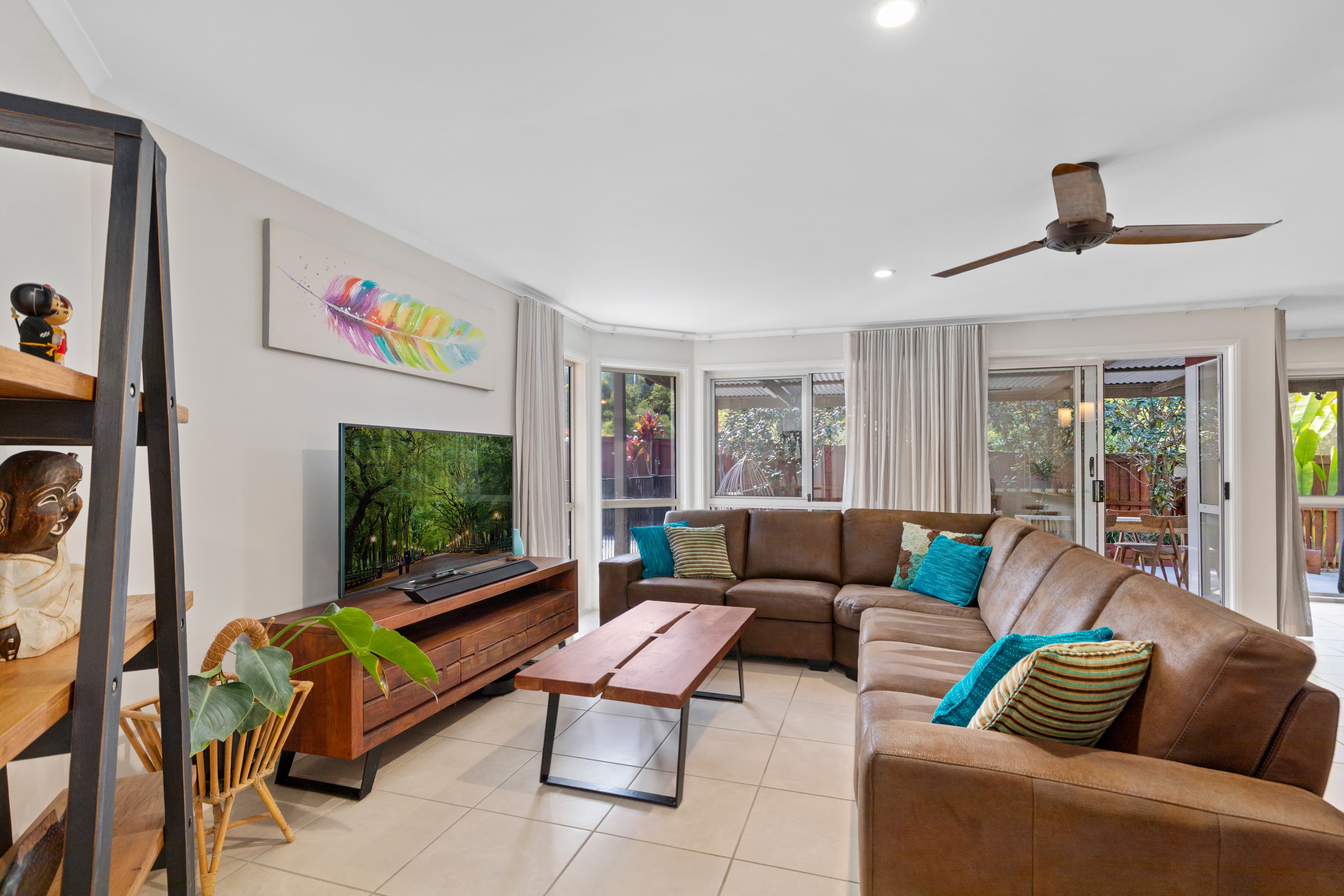 1 Wonga Street, Burleigh Heads, Burleigh Heads - Thumbnail 5