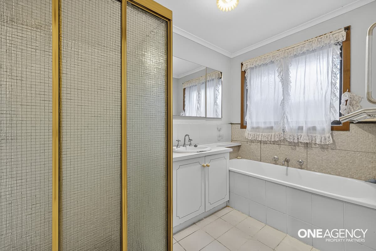 92 Linden Street, Altona Meadows, Altona Meadows - Thumbnail 3