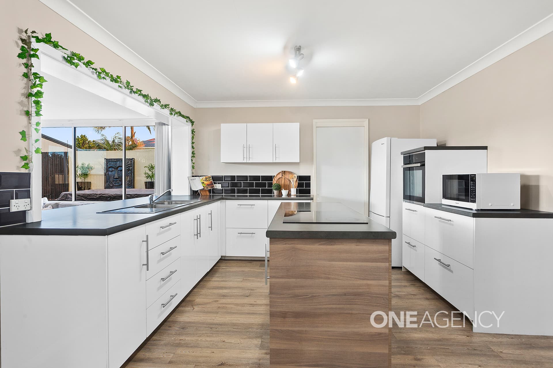 187 Princes Highway, Dapto, Dapto - Thumbnail 2