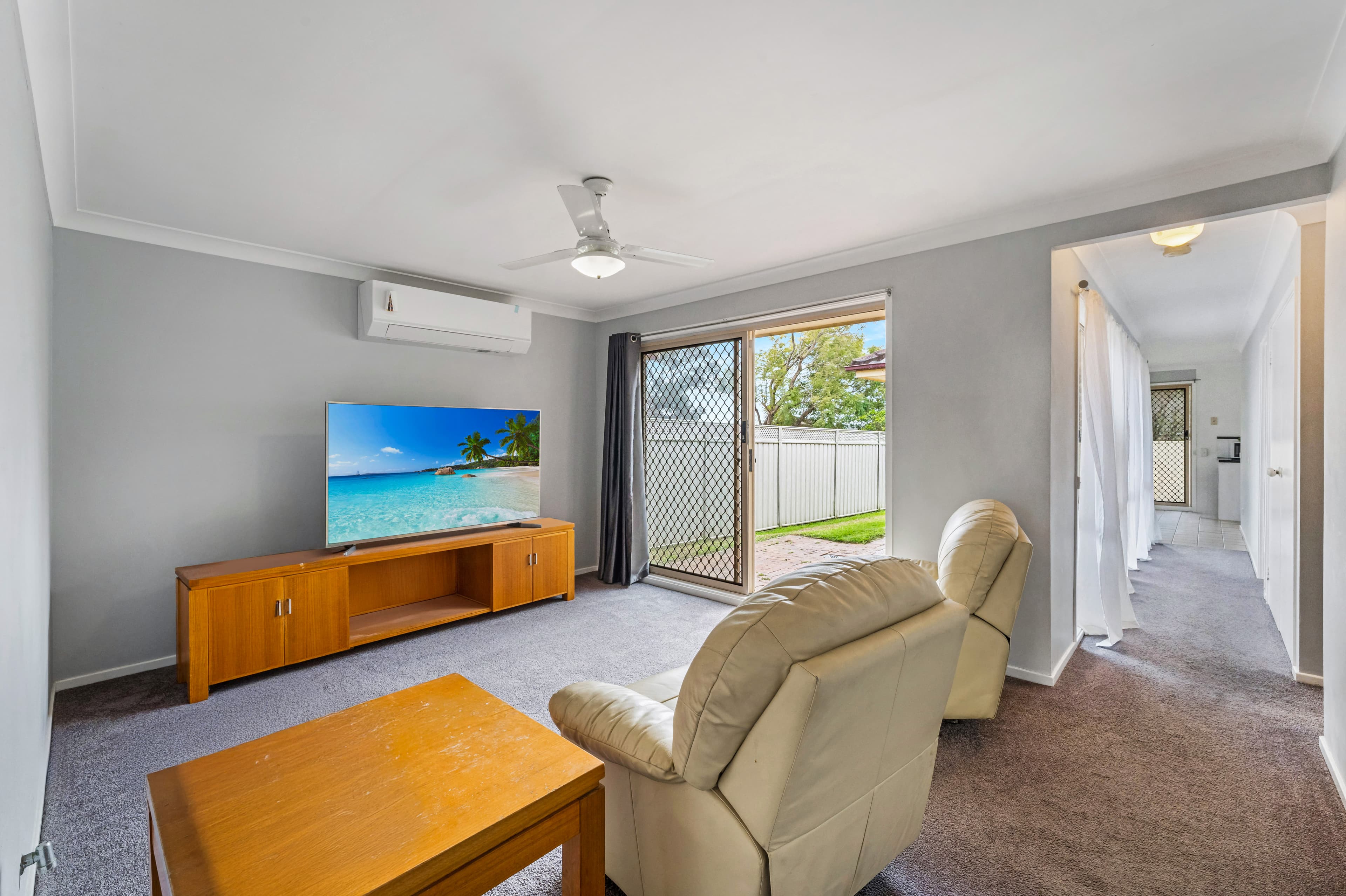 70 Carbasse Crescent, St Helens Park, St Helens Park - Thumbnail 3
