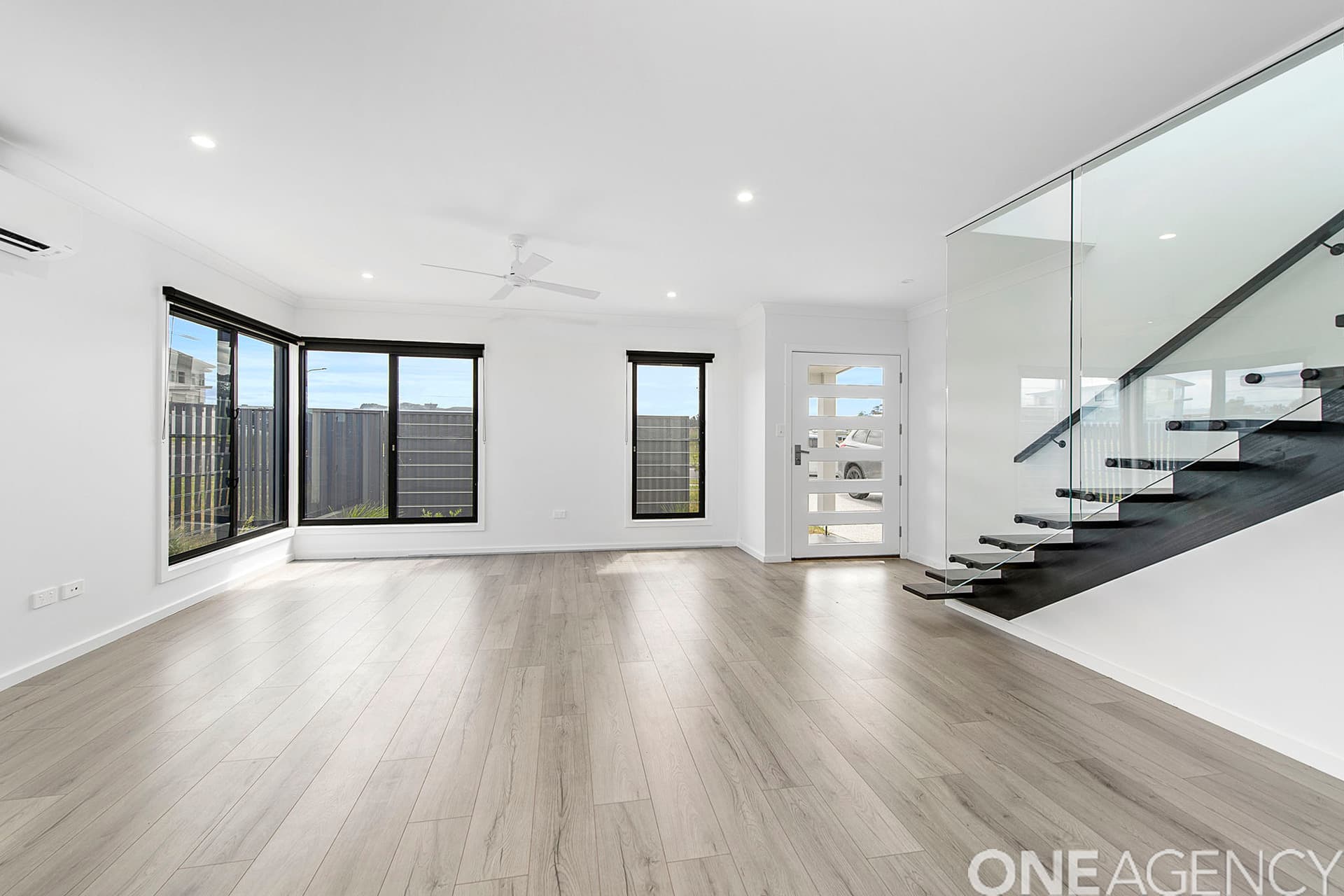 15 Seaside Drive, Lake Cathie, Lake Cathie - Thumbnail 3