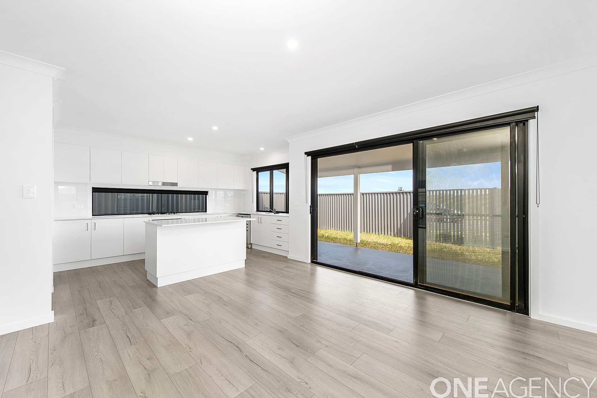 15 Seaside Drive, Lake Cathie, Lake Cathie - Thumbnail 4