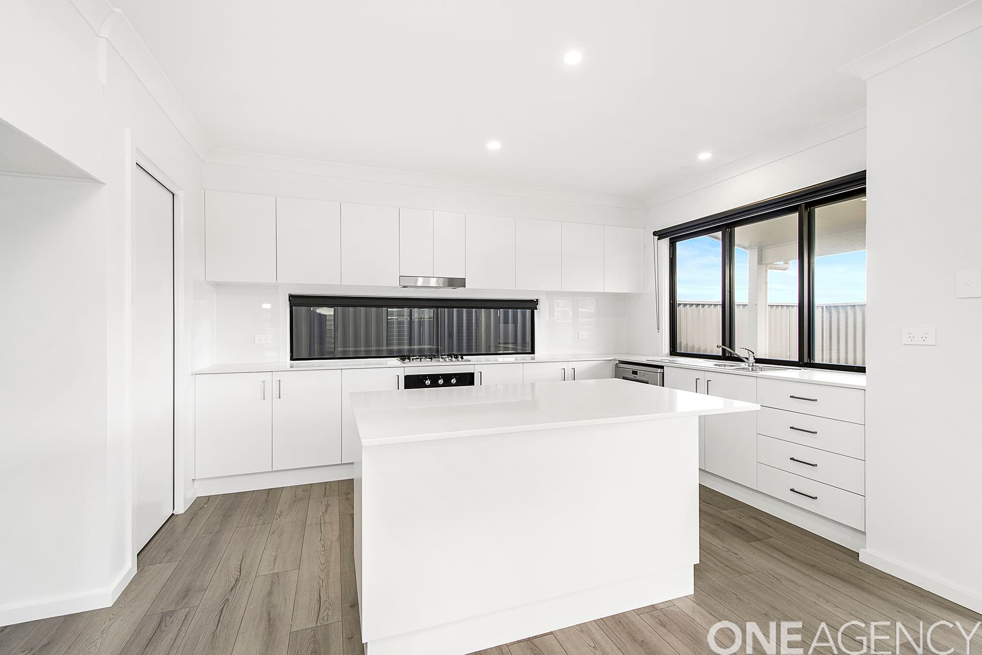 15 Seaside Drive, Lake Cathie, Lake Cathie - Thumbnail 5