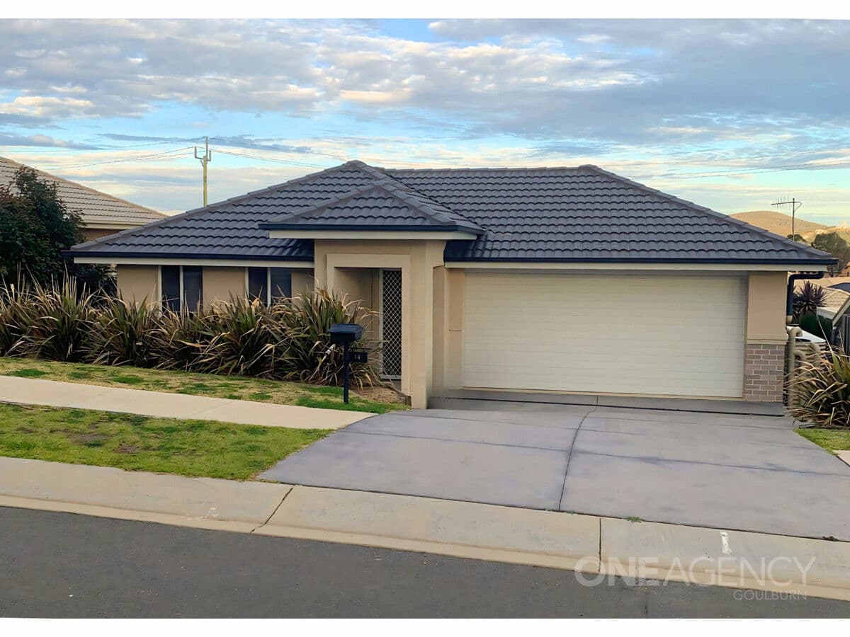 16 Walsh Drive, Goulburn, Goulburn - Image 1