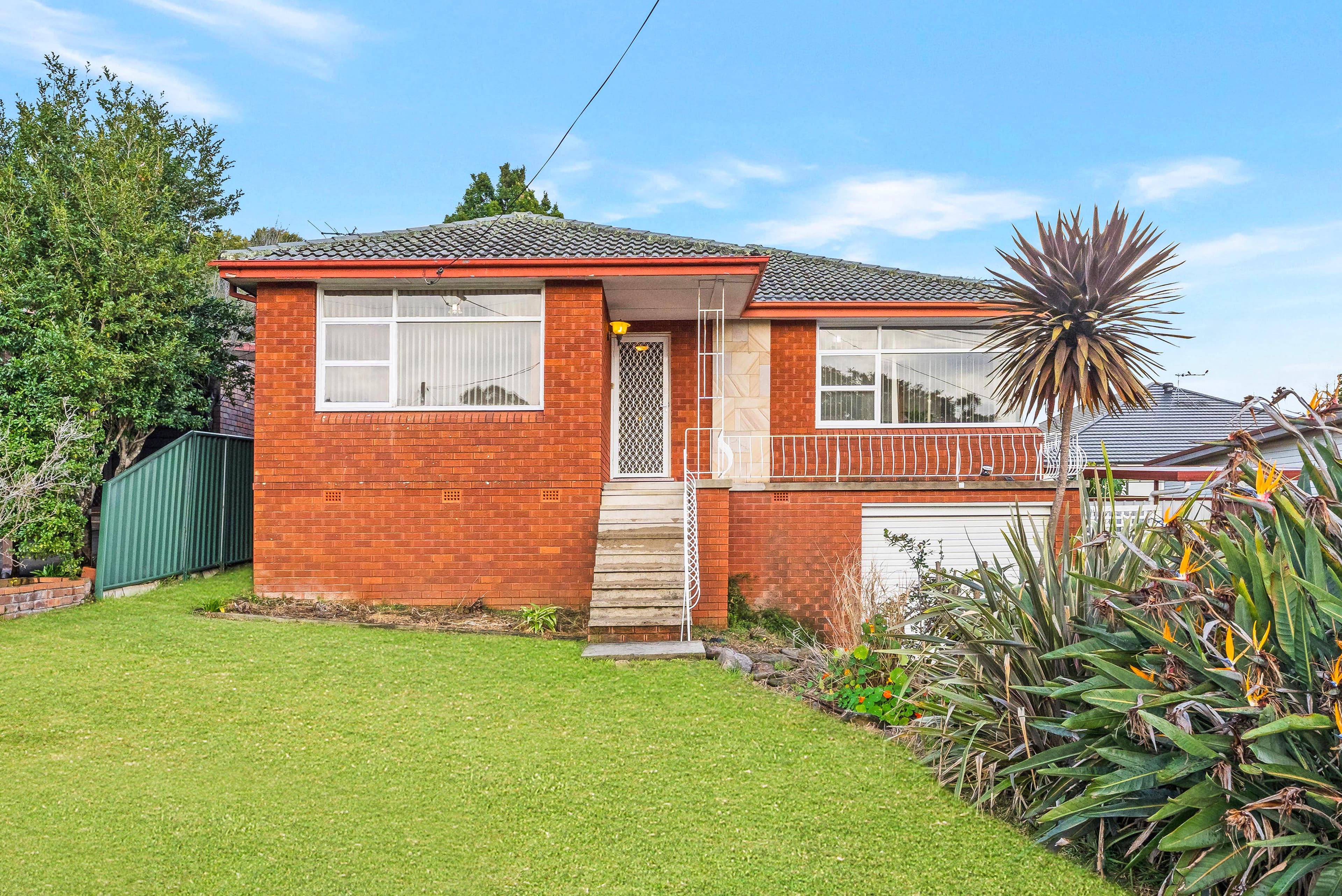 101 Macquarie Avenue, Campbelltown, Campbelltown - Thumbnail 2