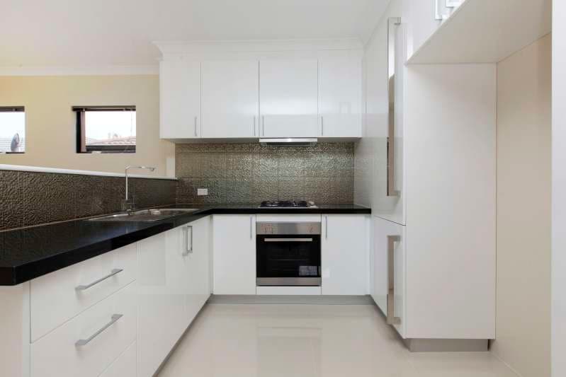 B&C/16 Kingsfold Street, Balga, Balga - Thumbnail 7