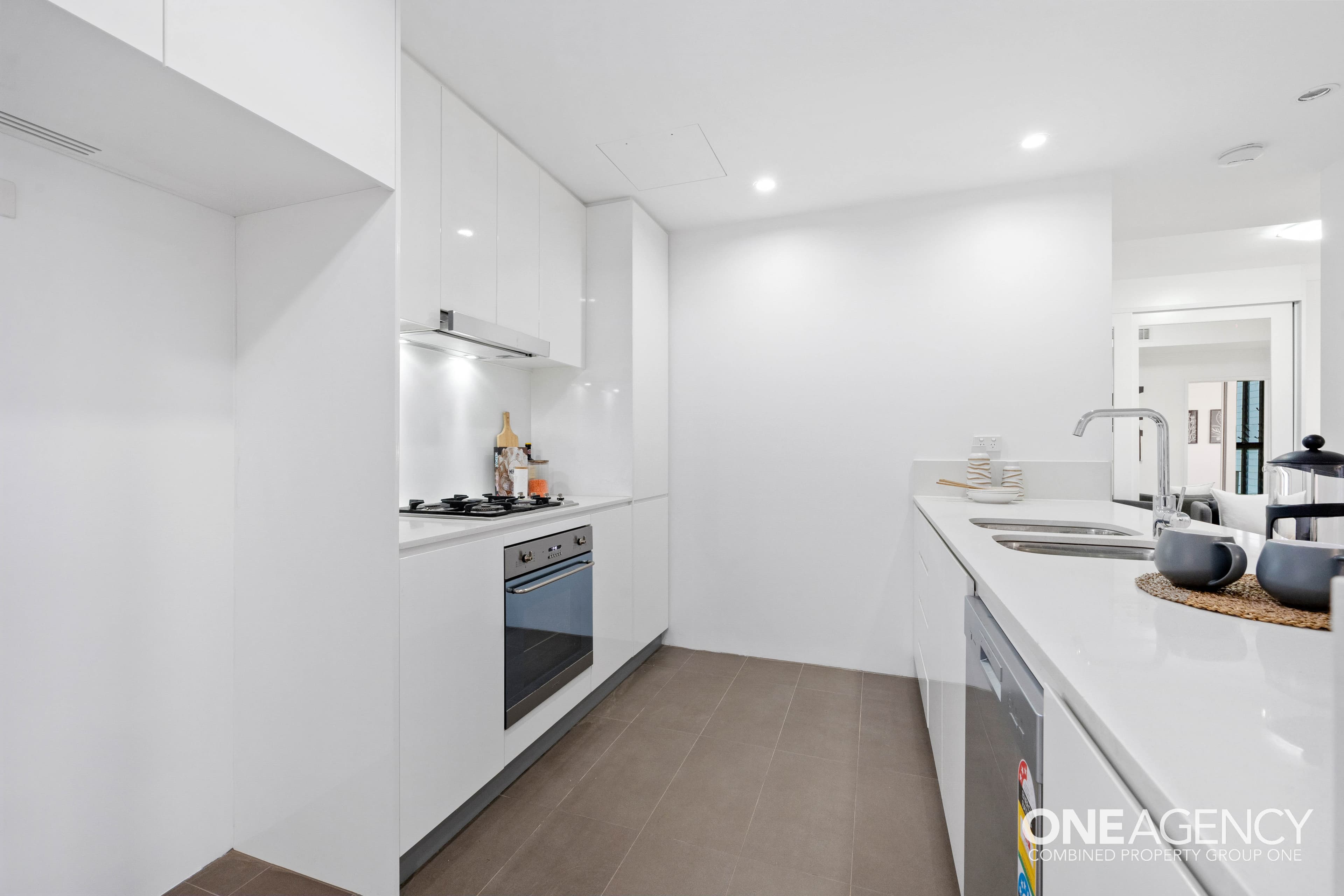 202/11D Mashman Avenue, Kingsgrove, Kingsgrove - Thumbnail 3