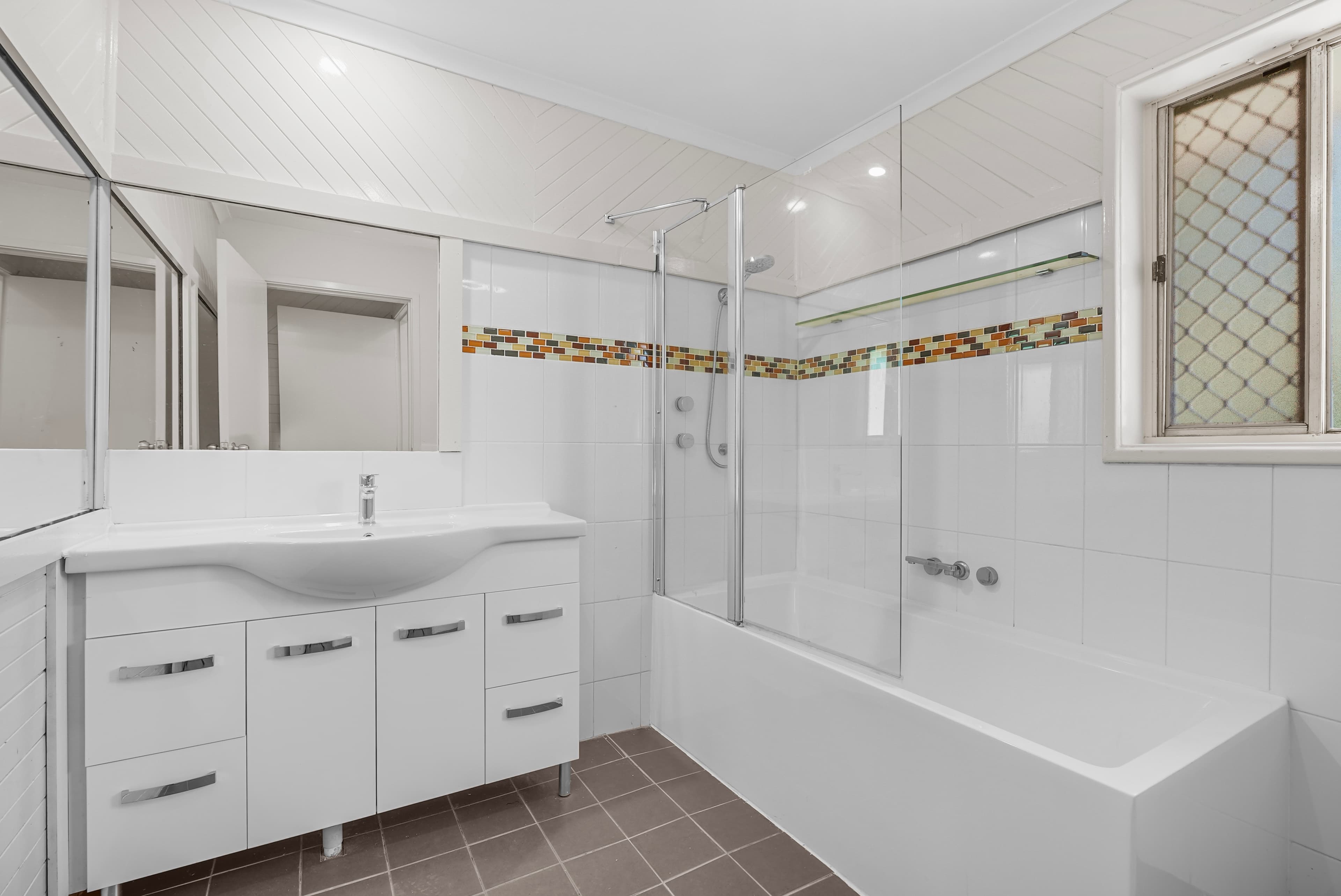 23 Fitzroy Crescent, Leumeah, Leumeah - Thumbnail 8